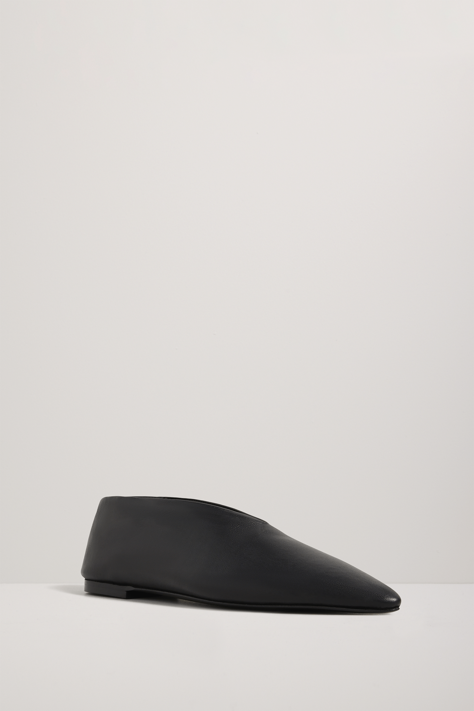 A.EMERY LIMA FLAT | THE NEW TREND