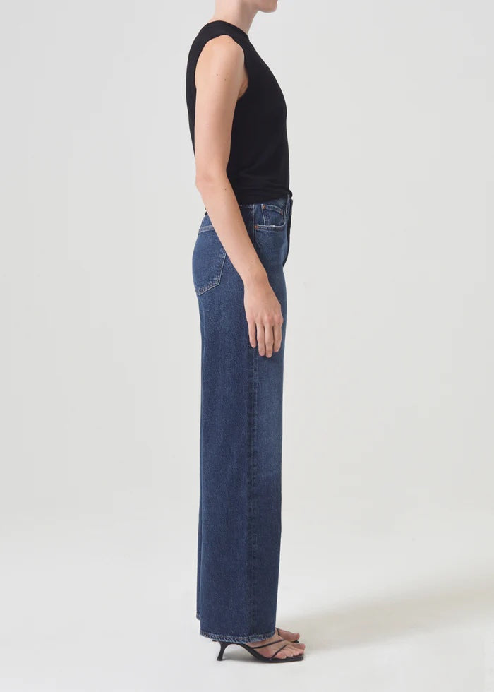The AGOLDE Harper Mid Rise Wide Leg Jean in Tempo available at The New Trend.