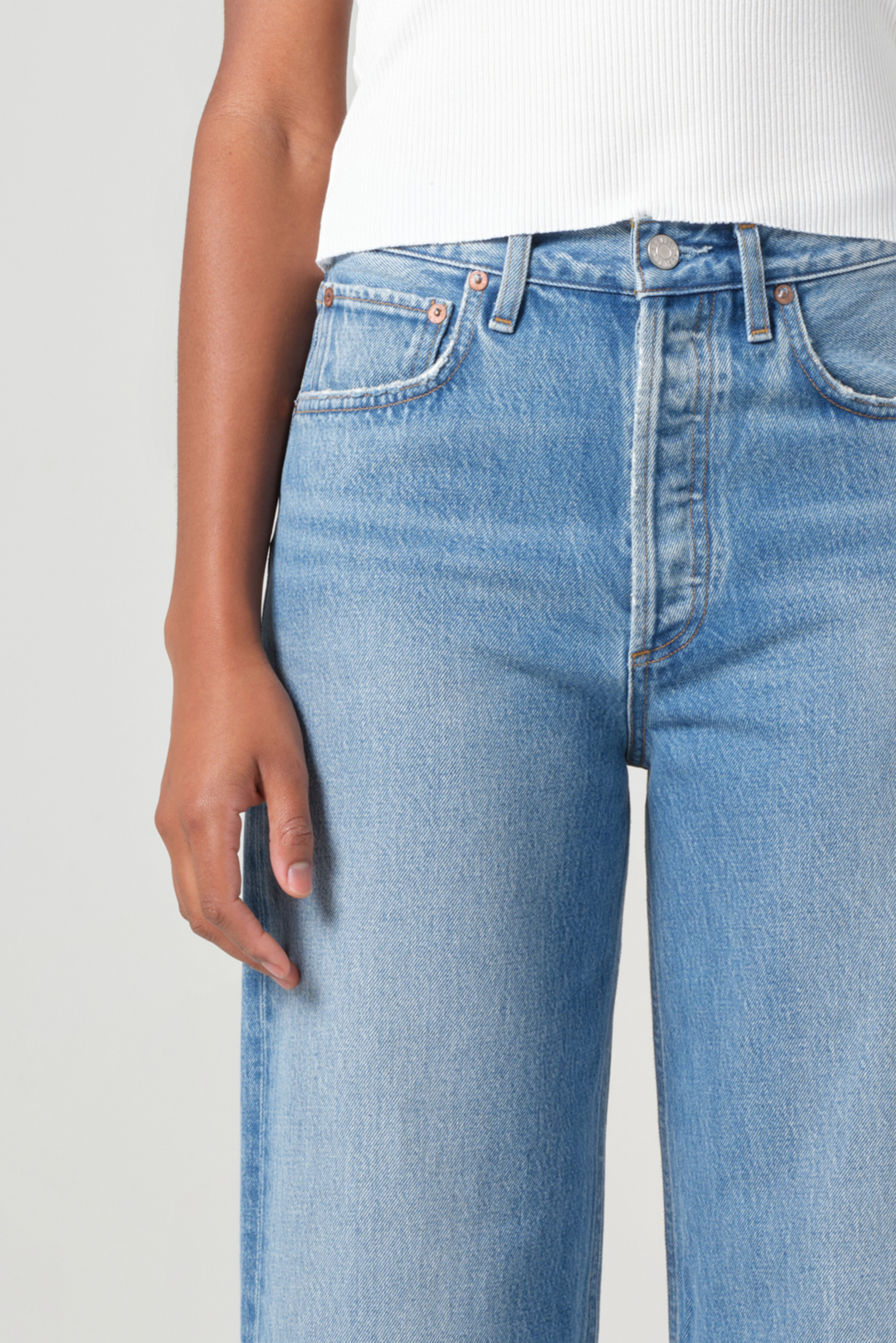 AGOLDE REN JEAN IN JOURNEY | THE NEW TREND