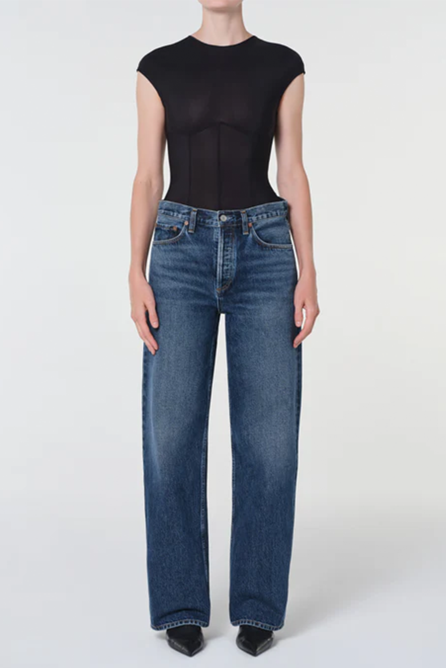 AGOLDE ARC JEAN 32 IN SHORT WAVE | THE NEW TREND