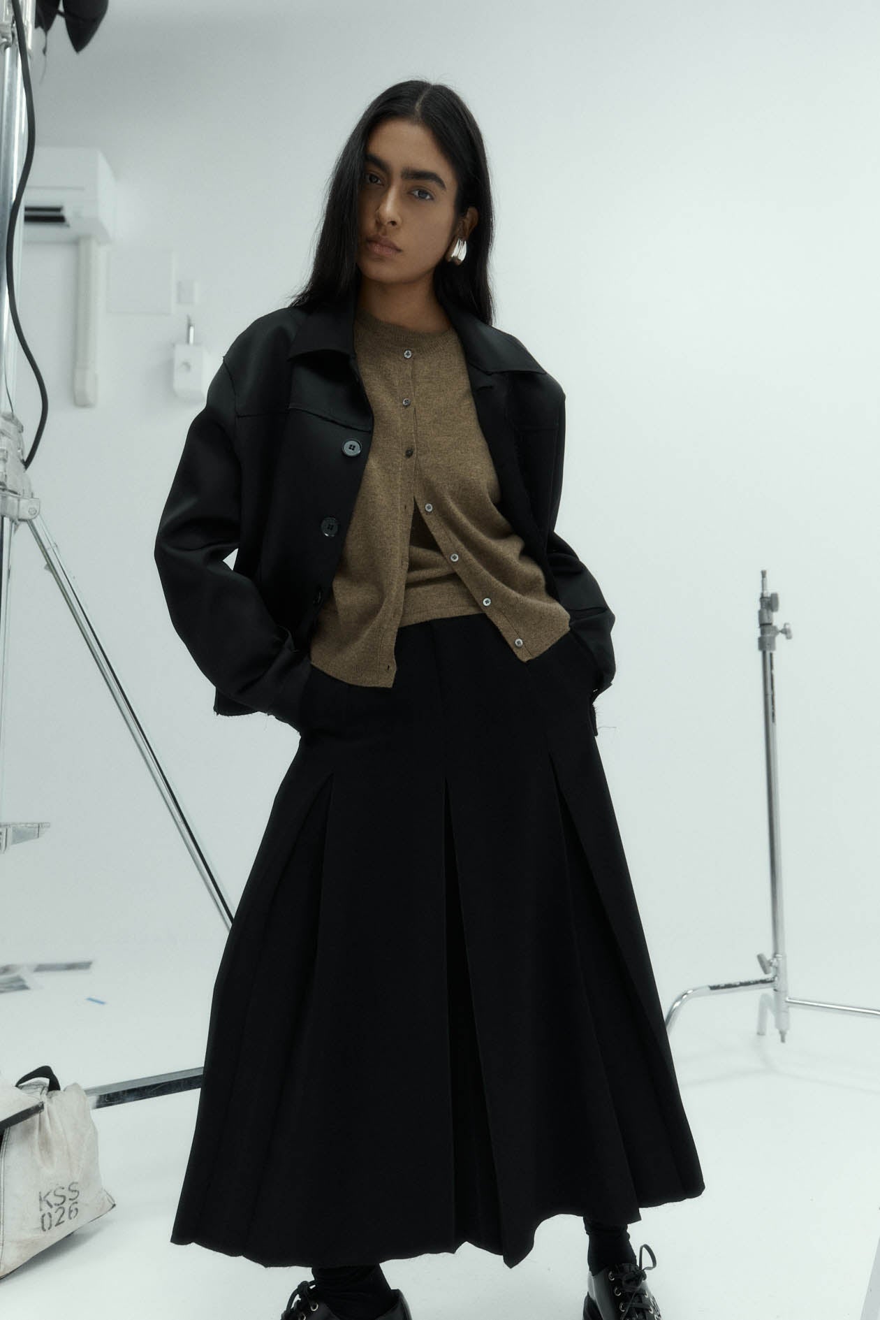 HARRIS TAPPER AUSTIN JACKET IN BLACK | THE NEW TREND