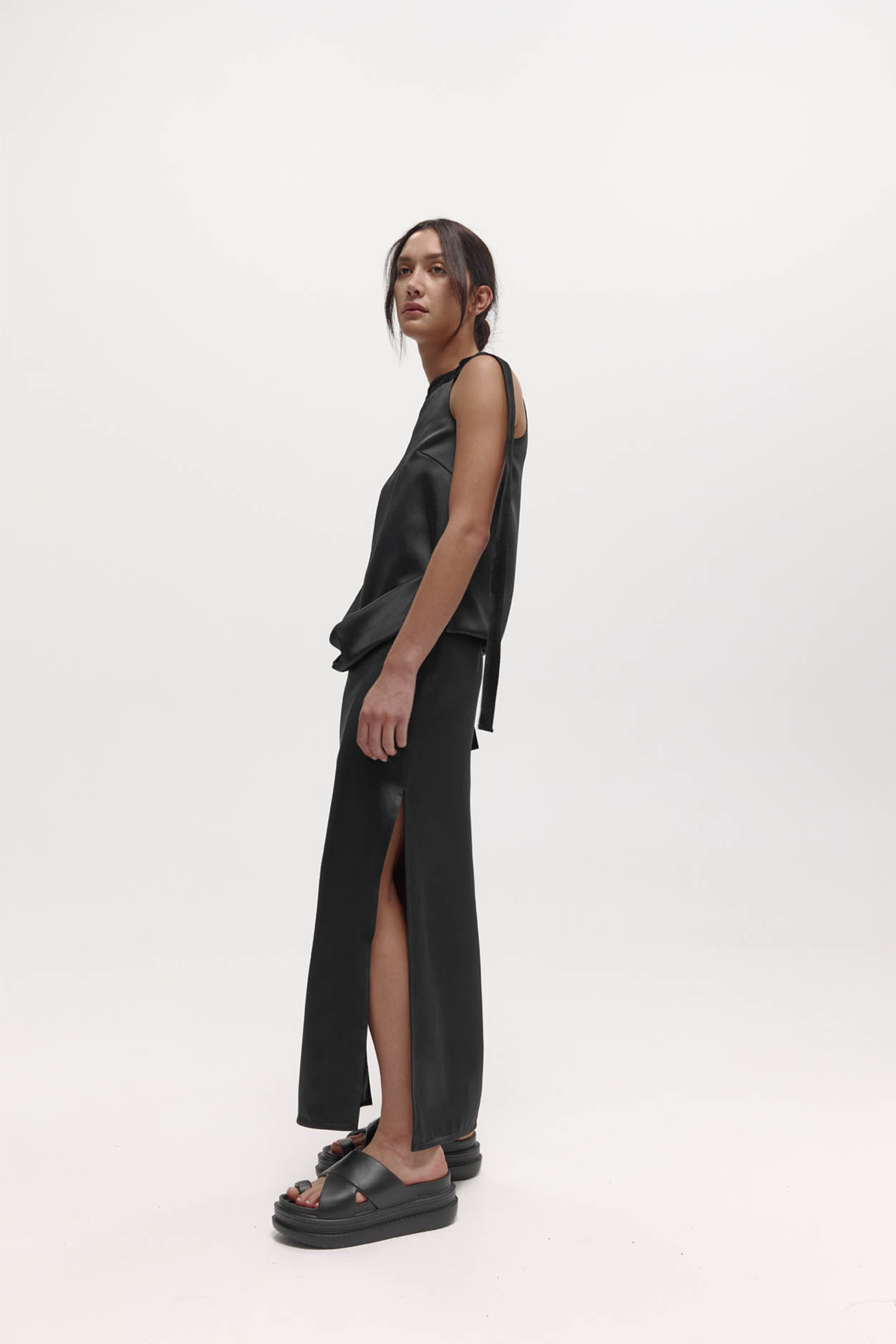 HARRIS TAPPER HUBERT HALTER DRESS | THE NEW TREND