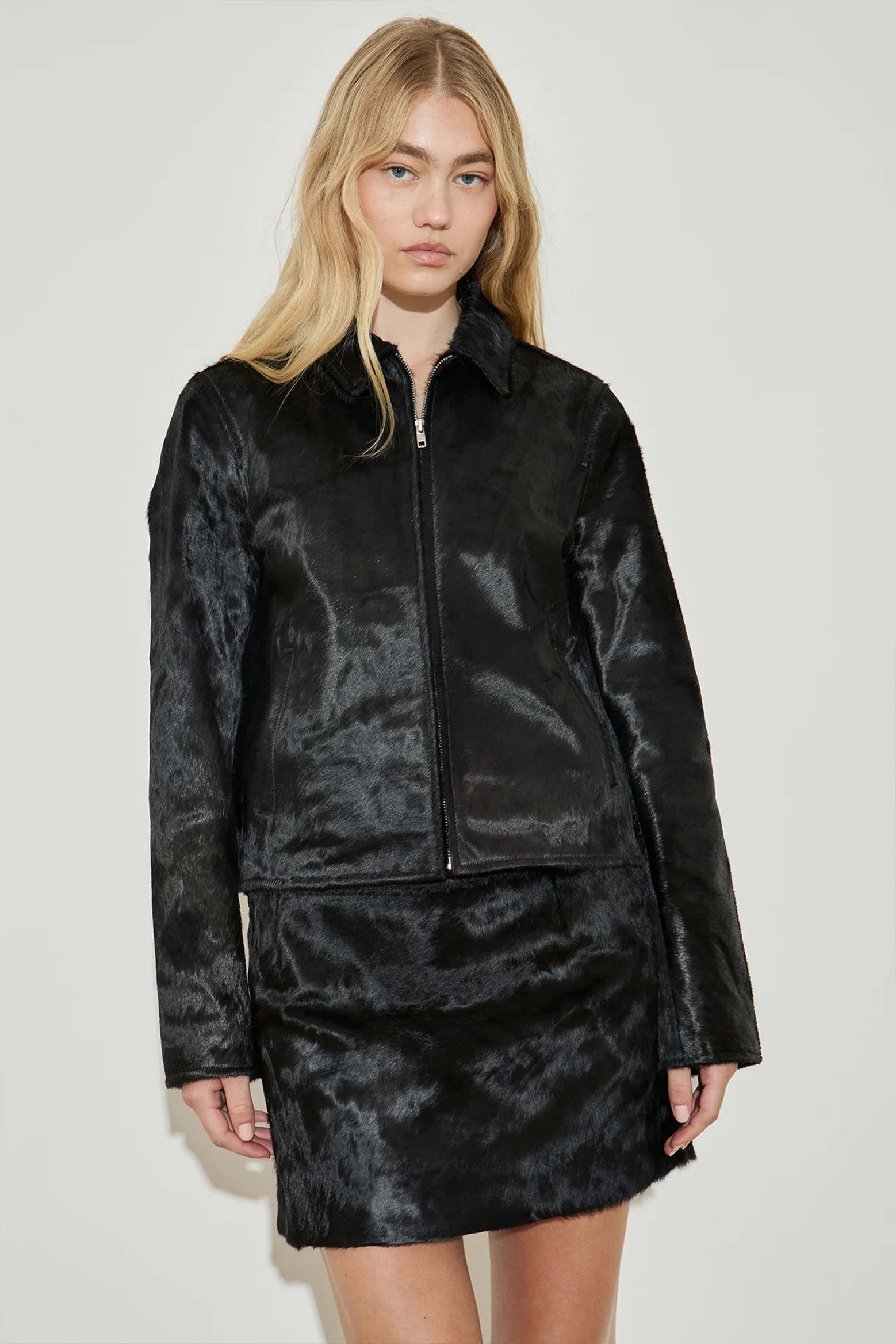 MAISON ESSENTIELE COWHIDE CLASSIC LEATHER JACKET | THE NEW TREND