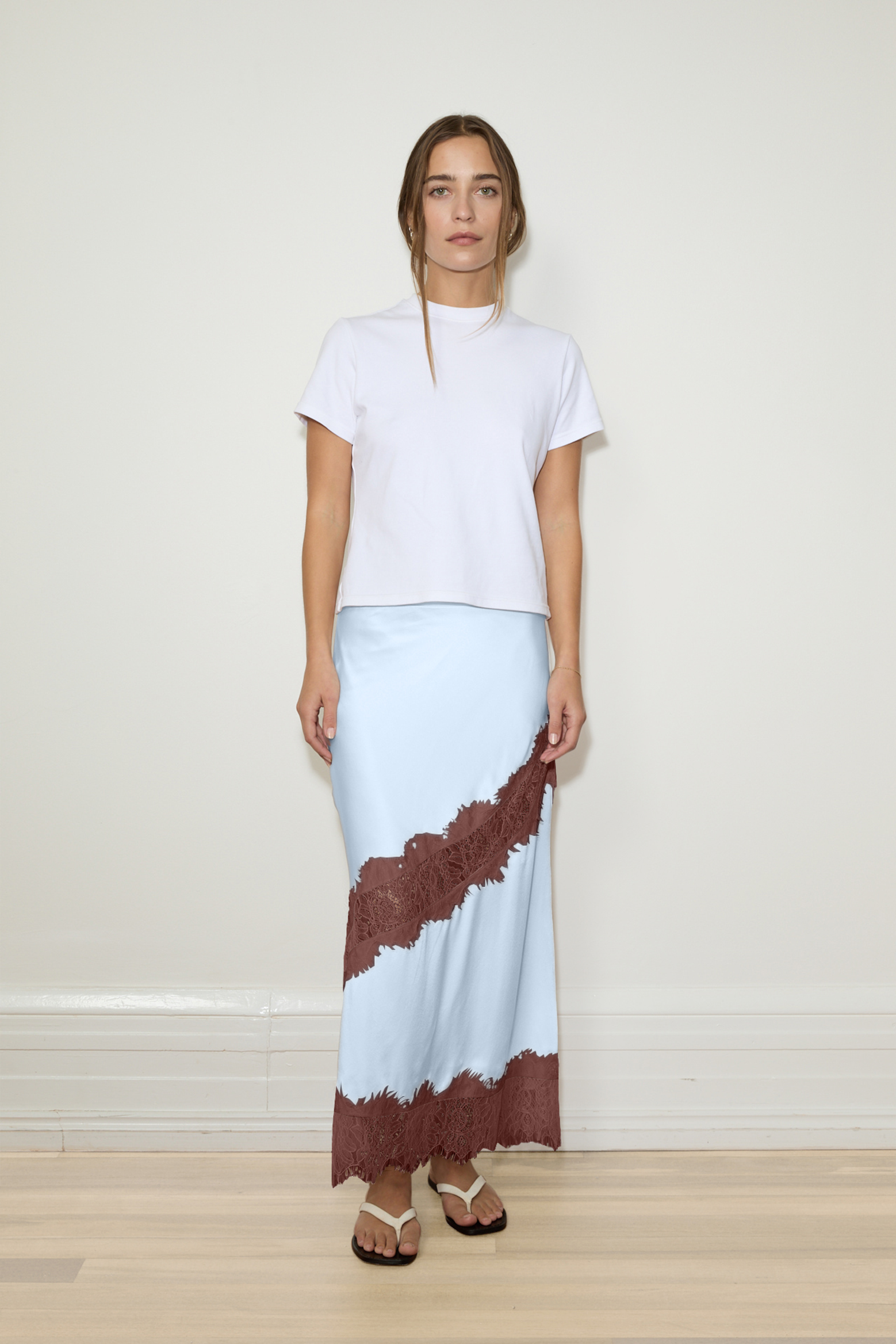 MAISON ESSENTIELE SILK LACE MIDI SKIRT | THE NEW TREND