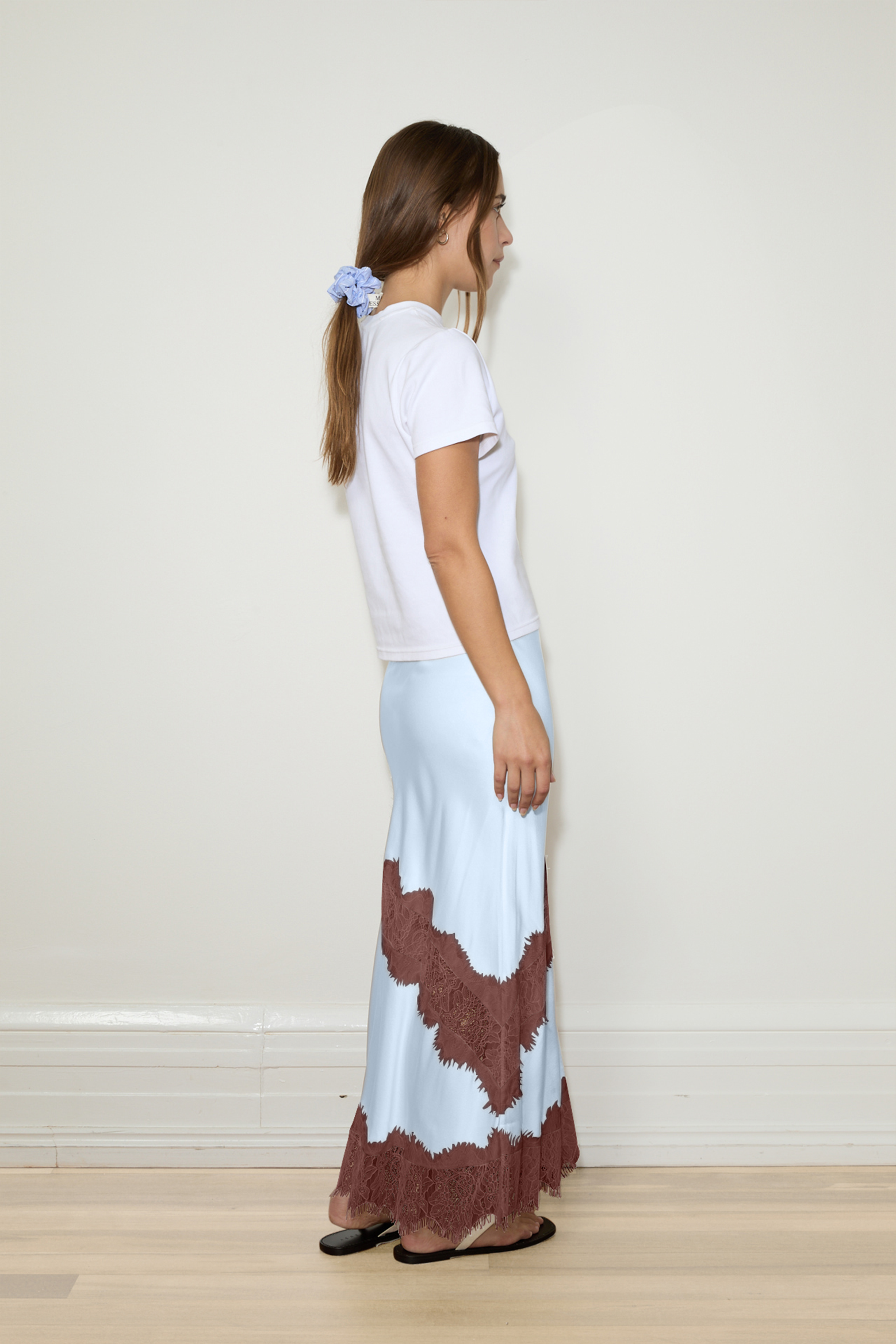 MAISON ESSENTIELE SILK LACE MIDI SKIRT | THE NEW TREND