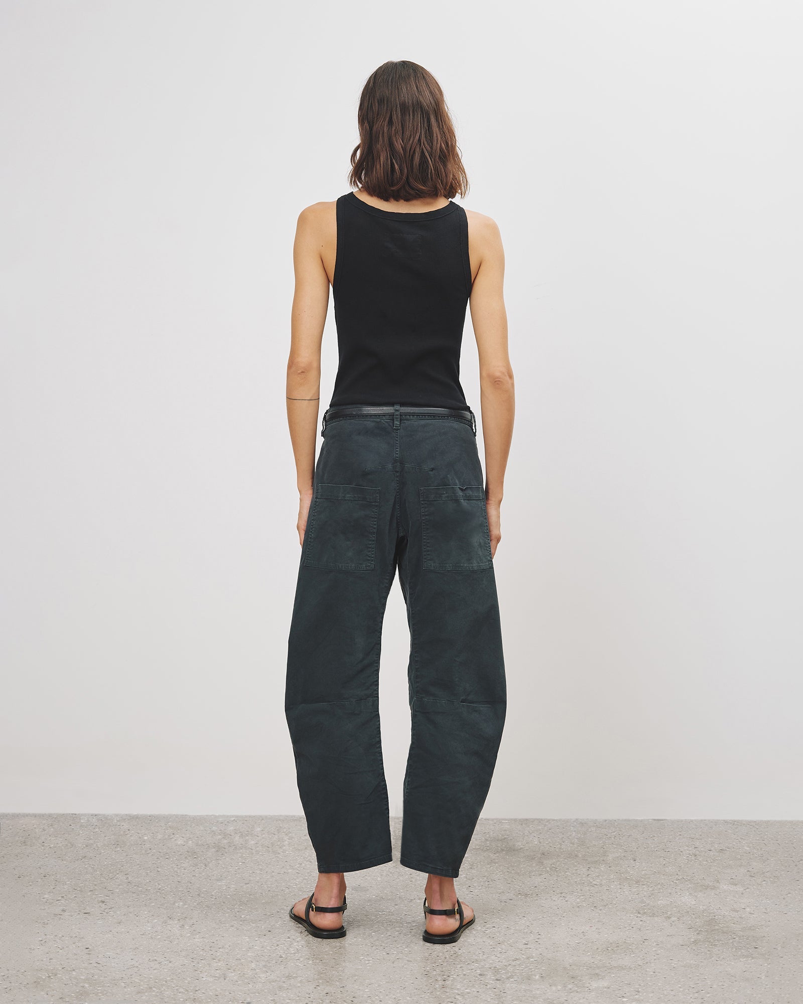 NILI LOTAN Shon Pant in Carbon | TNT The New Trend