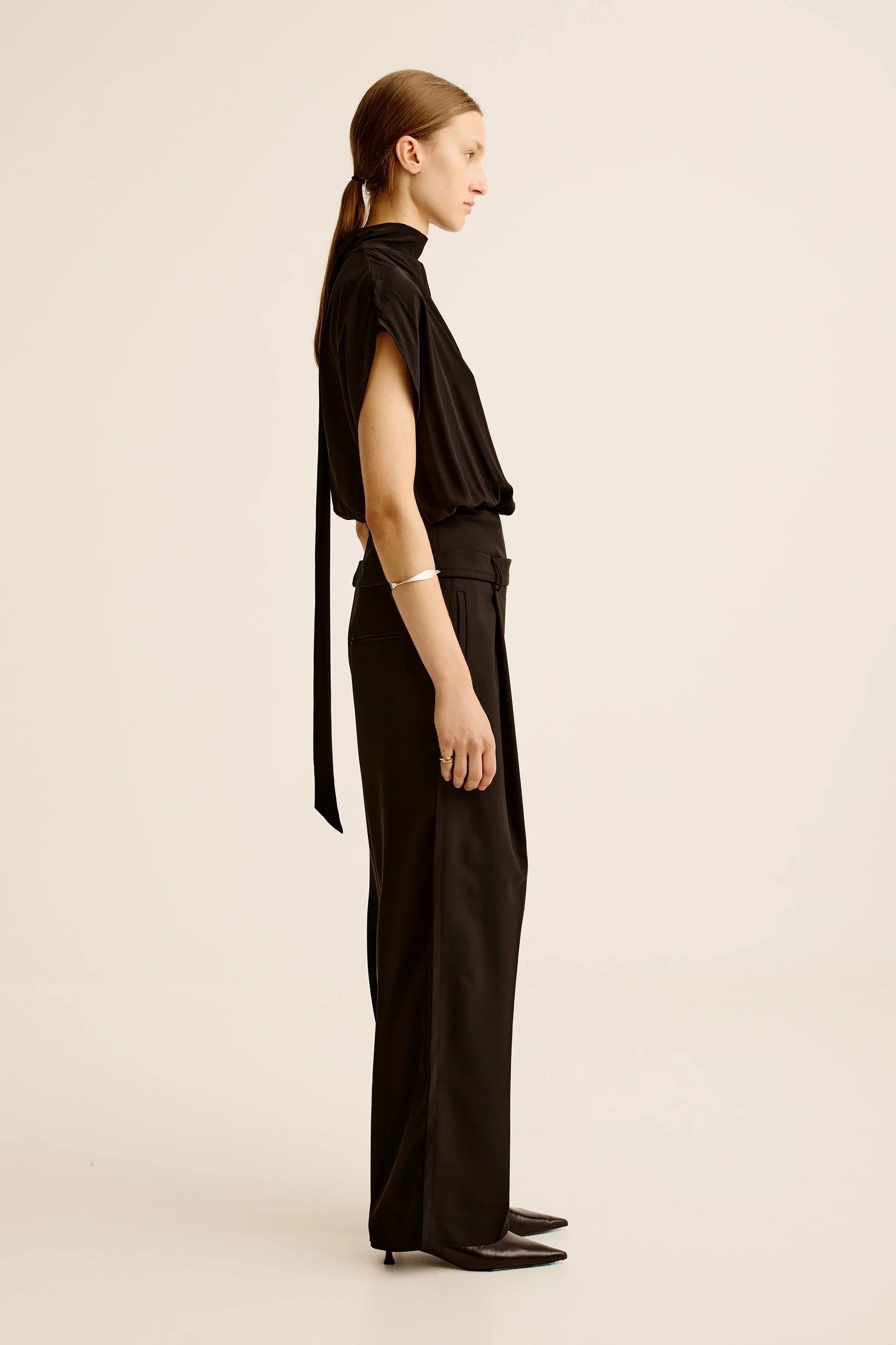 ESSE PORTIA DUO TROUSER IN BLACK | THE NEW TREND
