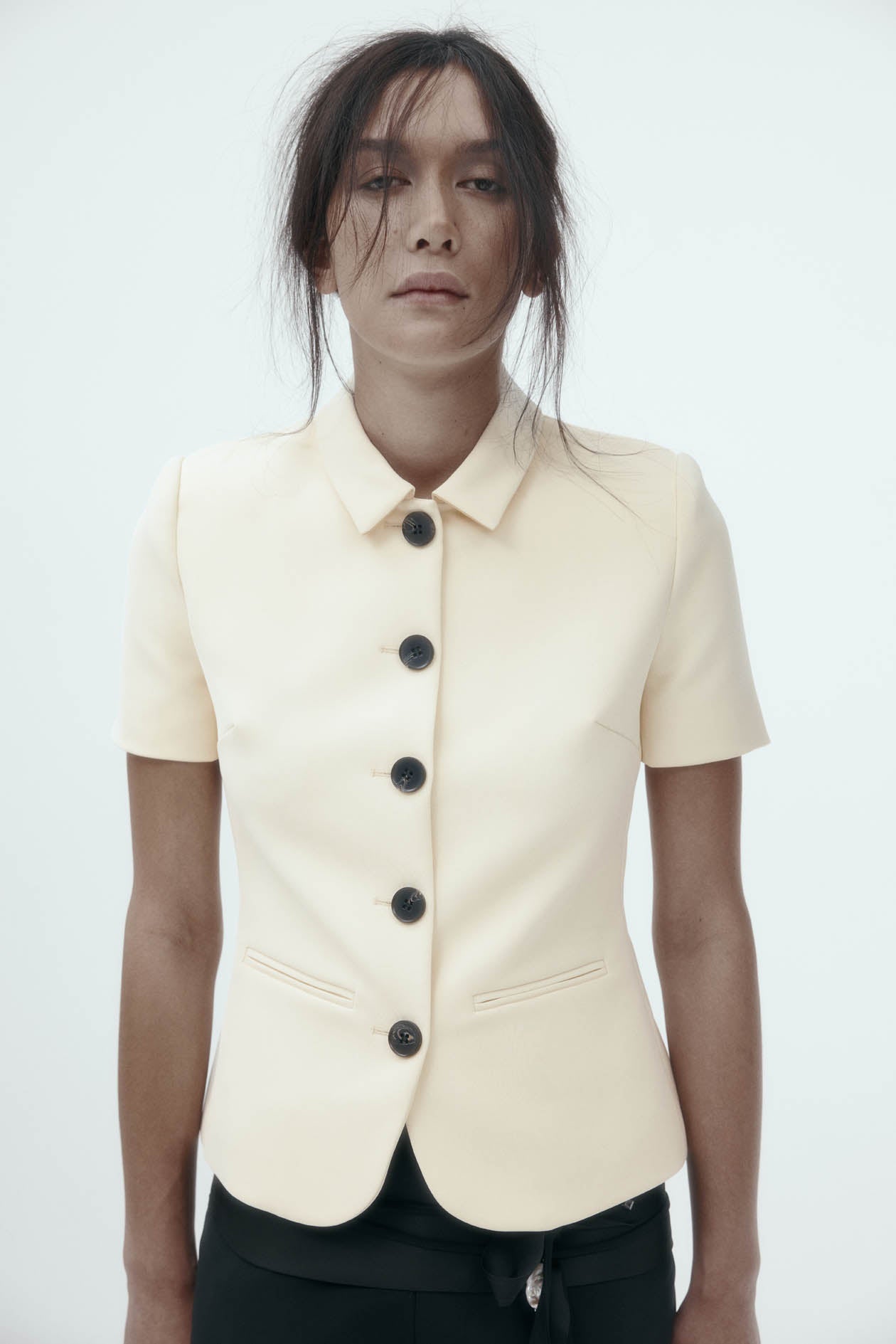 HARRIS TAPPER SHORT SLEEVE BARDOT BLAZER IN BONE | THE NEW TREND