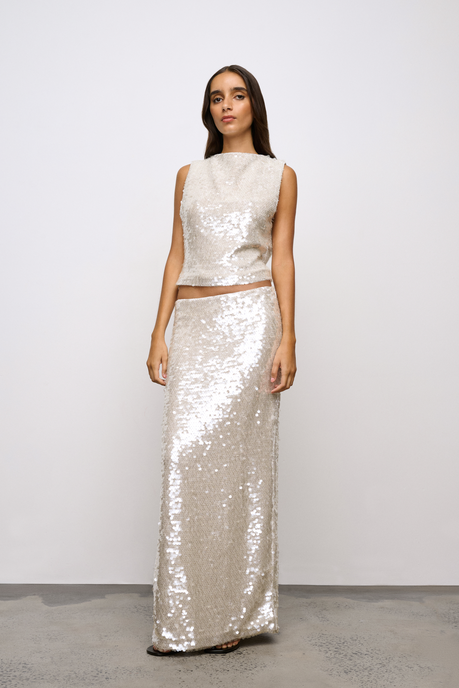 ONE OF OTHERS KANE SKIRT IN SALT | THE NEW TREND
