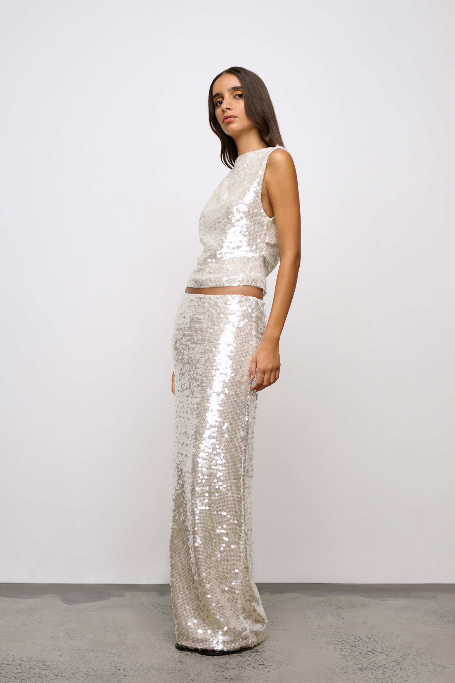ONE OF OTHERS KANE SKIRT IN SALT | THE NEW TREND