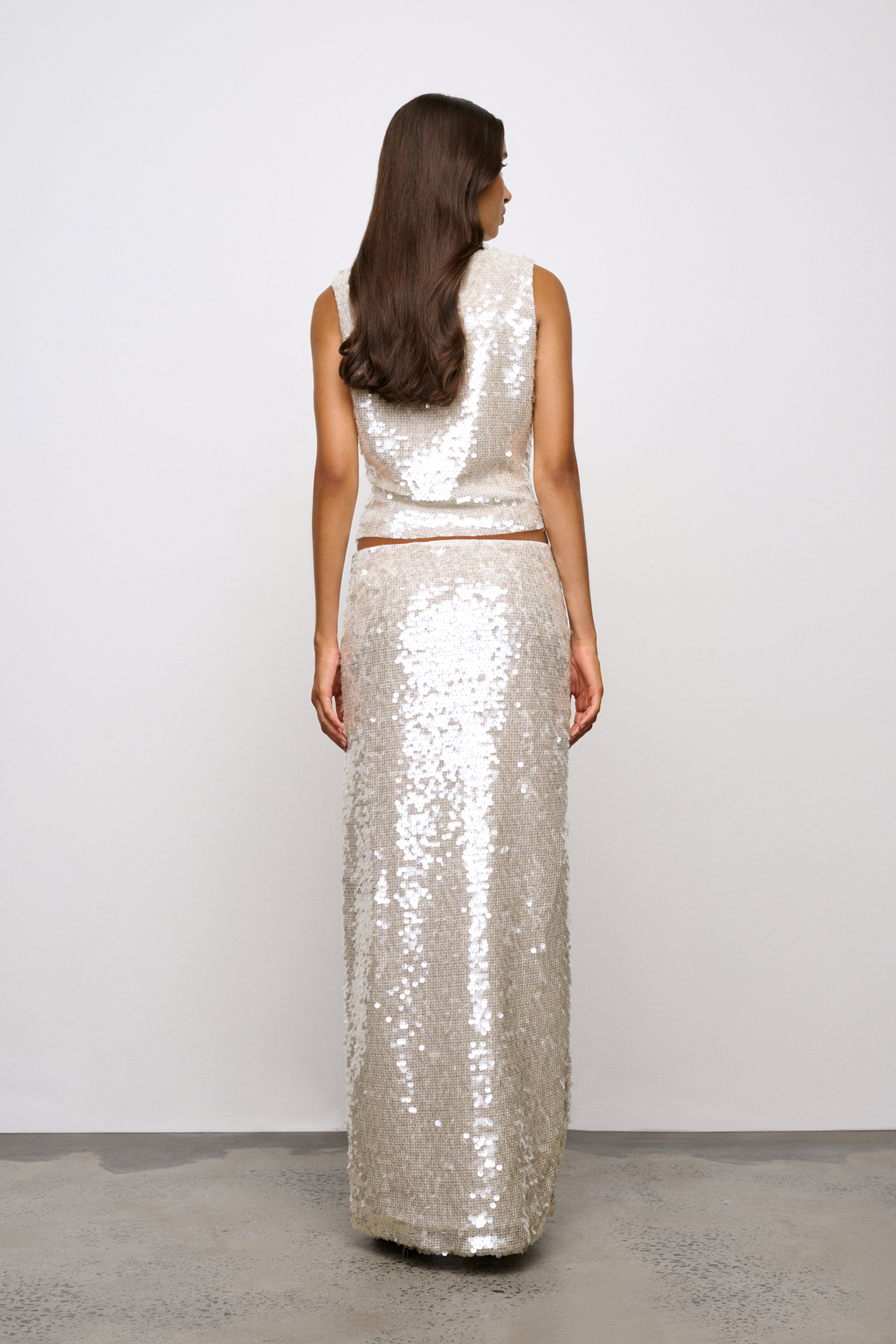 ONE OF OTHERS KANE SKIRT IN SALT | THE NEW TREND