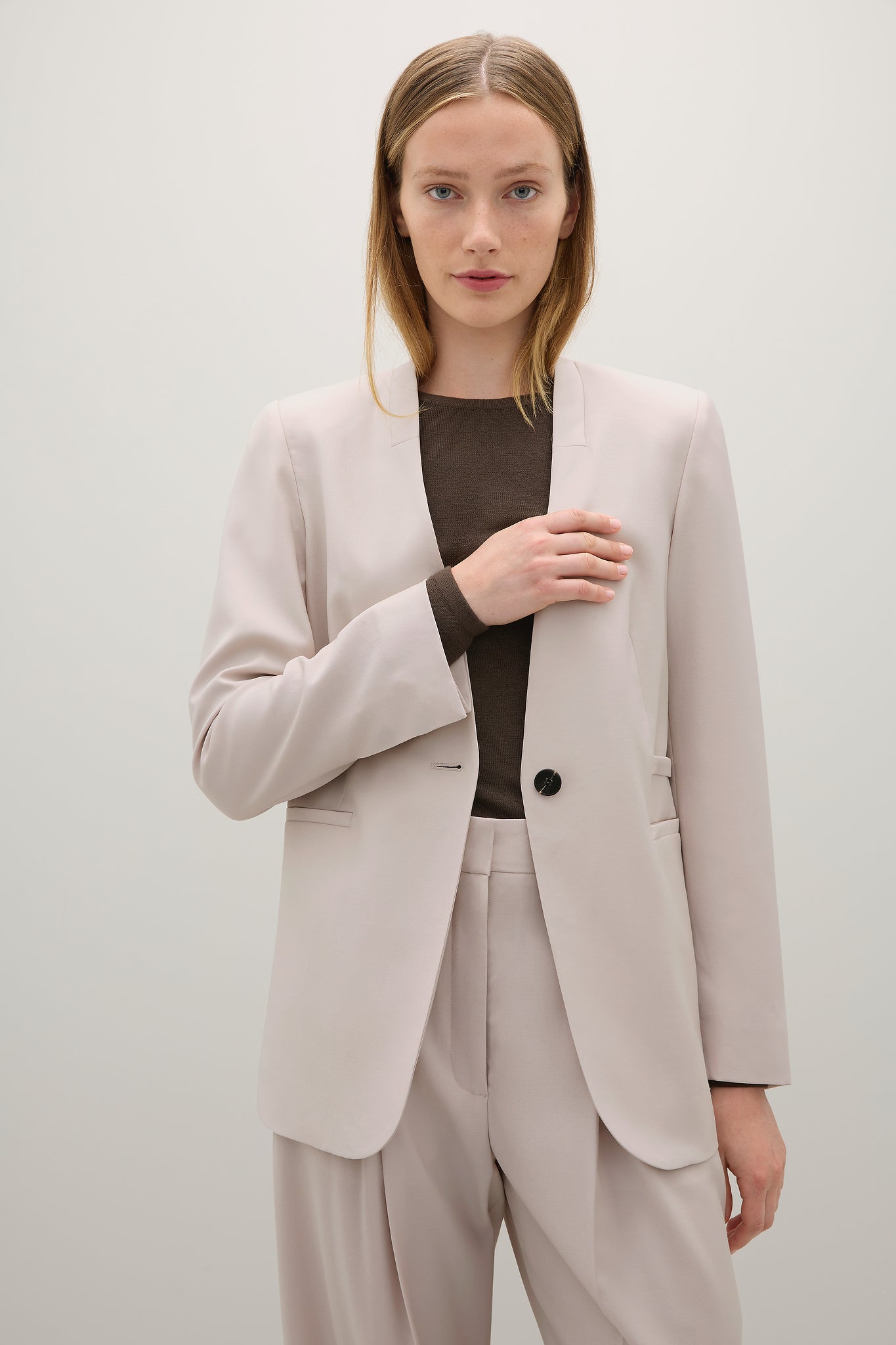 A.EMERY CLIFTON BLAZER IN OYSTER | THE NEW TREND