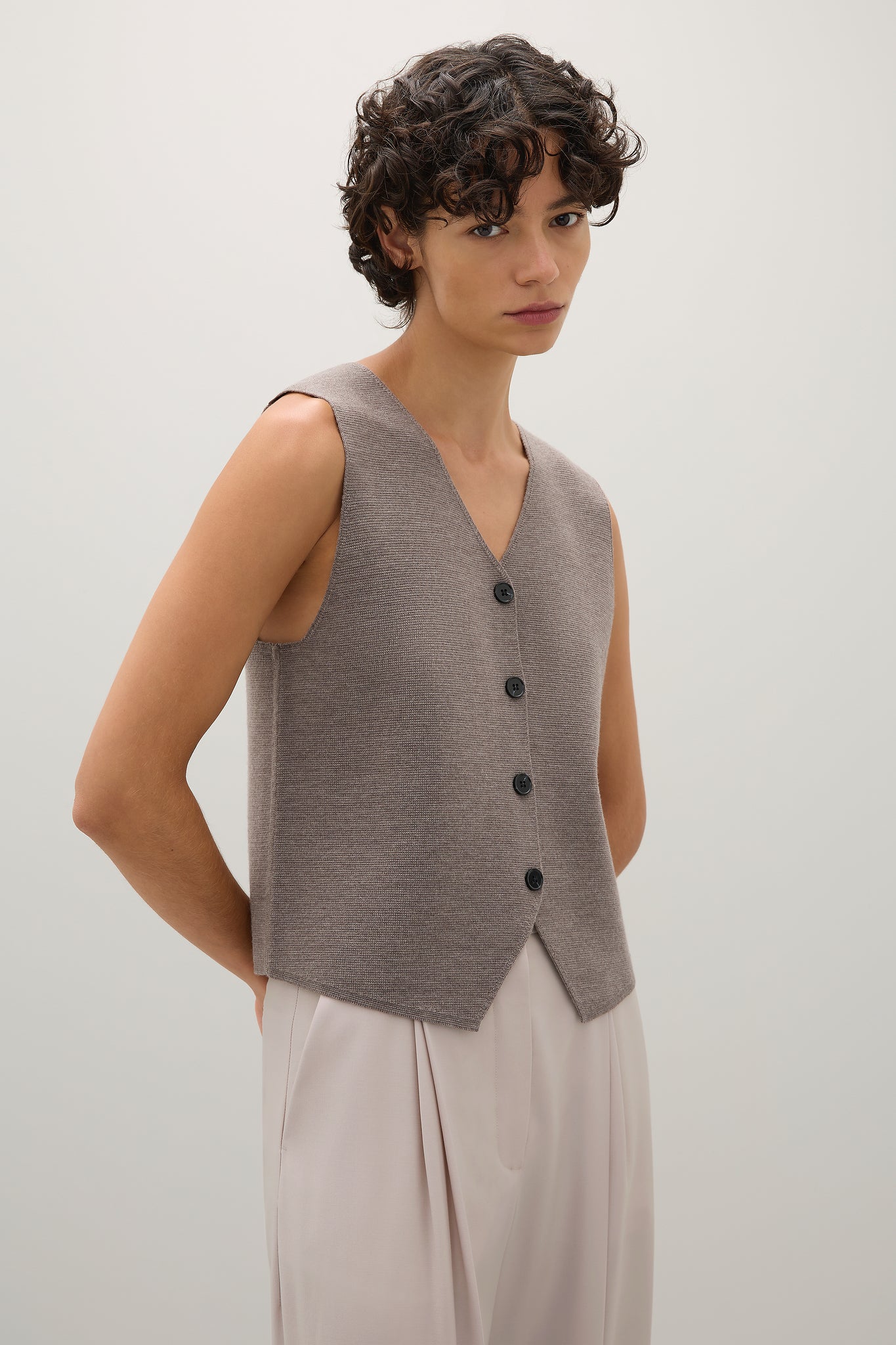 A.EMERY NELSON VEST | THE NEW TREND