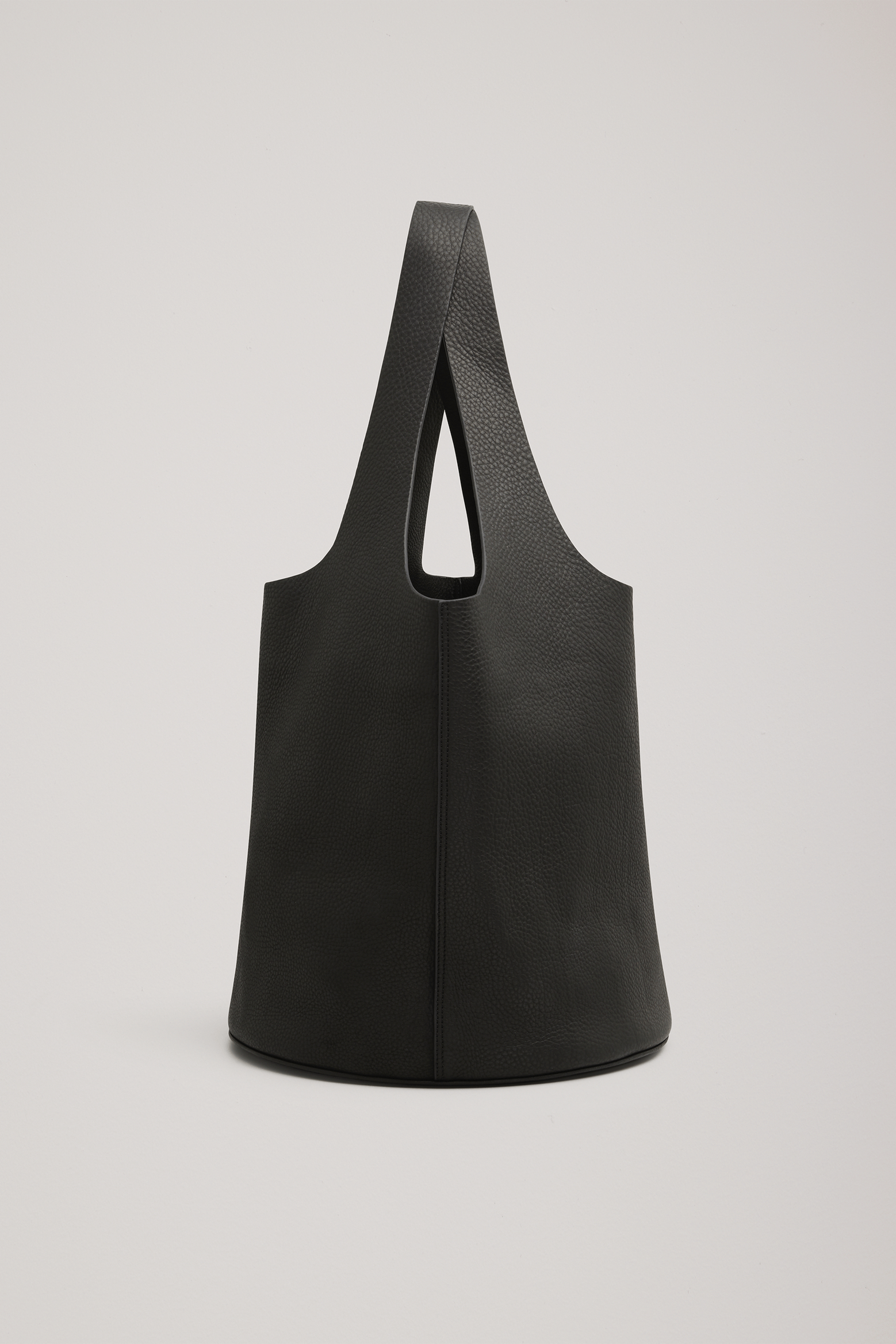 A.EMERY TIMMS BAG IN BLACK | THE NEW TREND