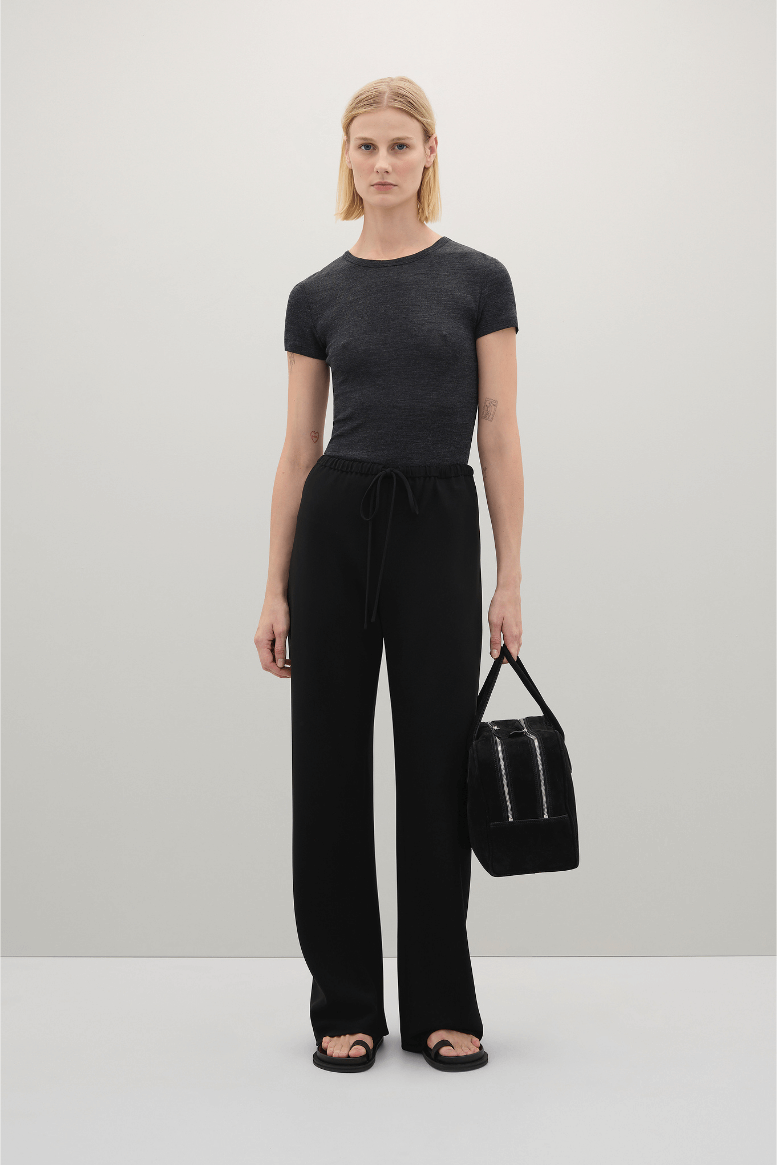 A.EMERY HENDRY TOP | THE NEW TREND