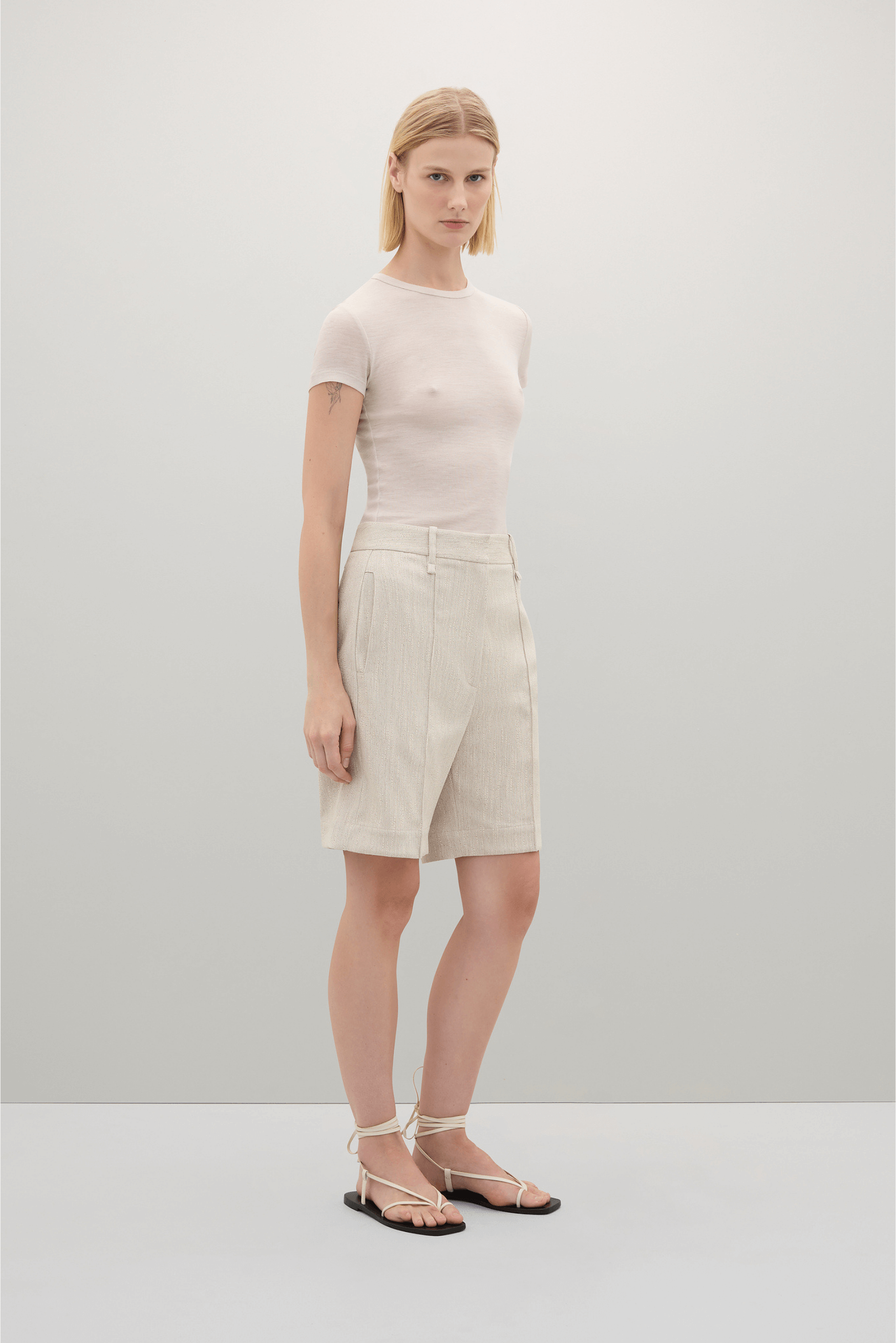 A.EMERY HENDRY TOP | THE NEW TREND