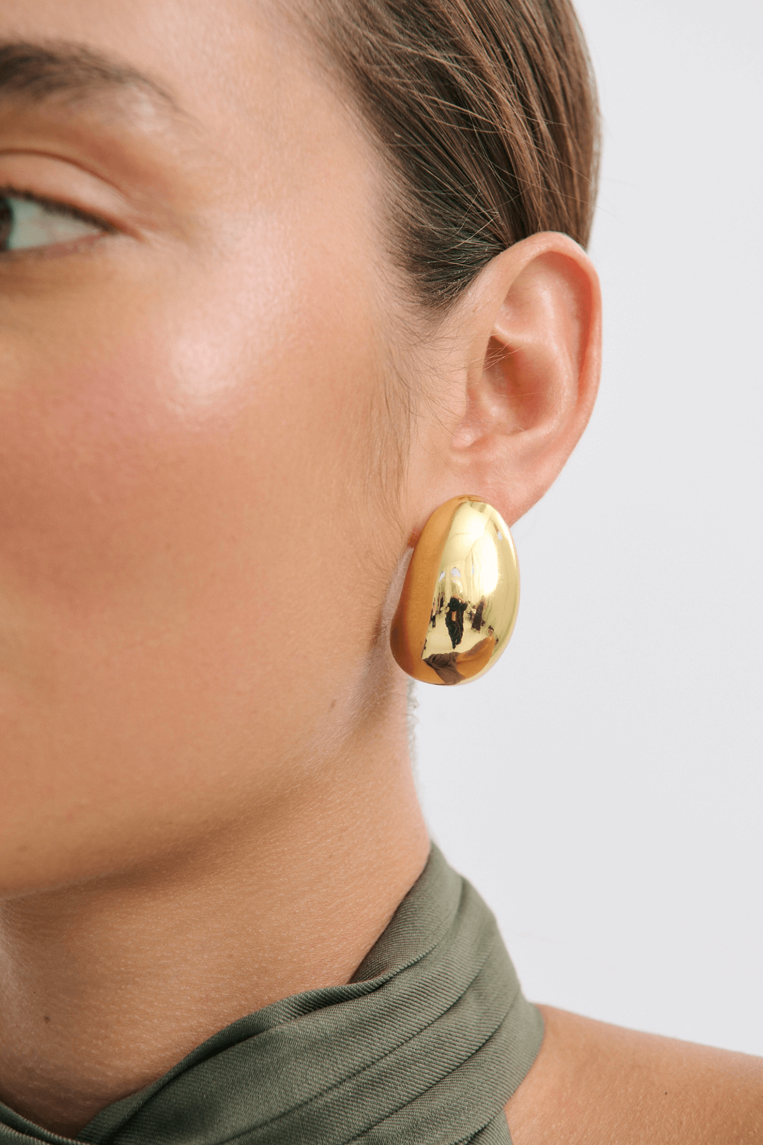 LUNAR EARRING