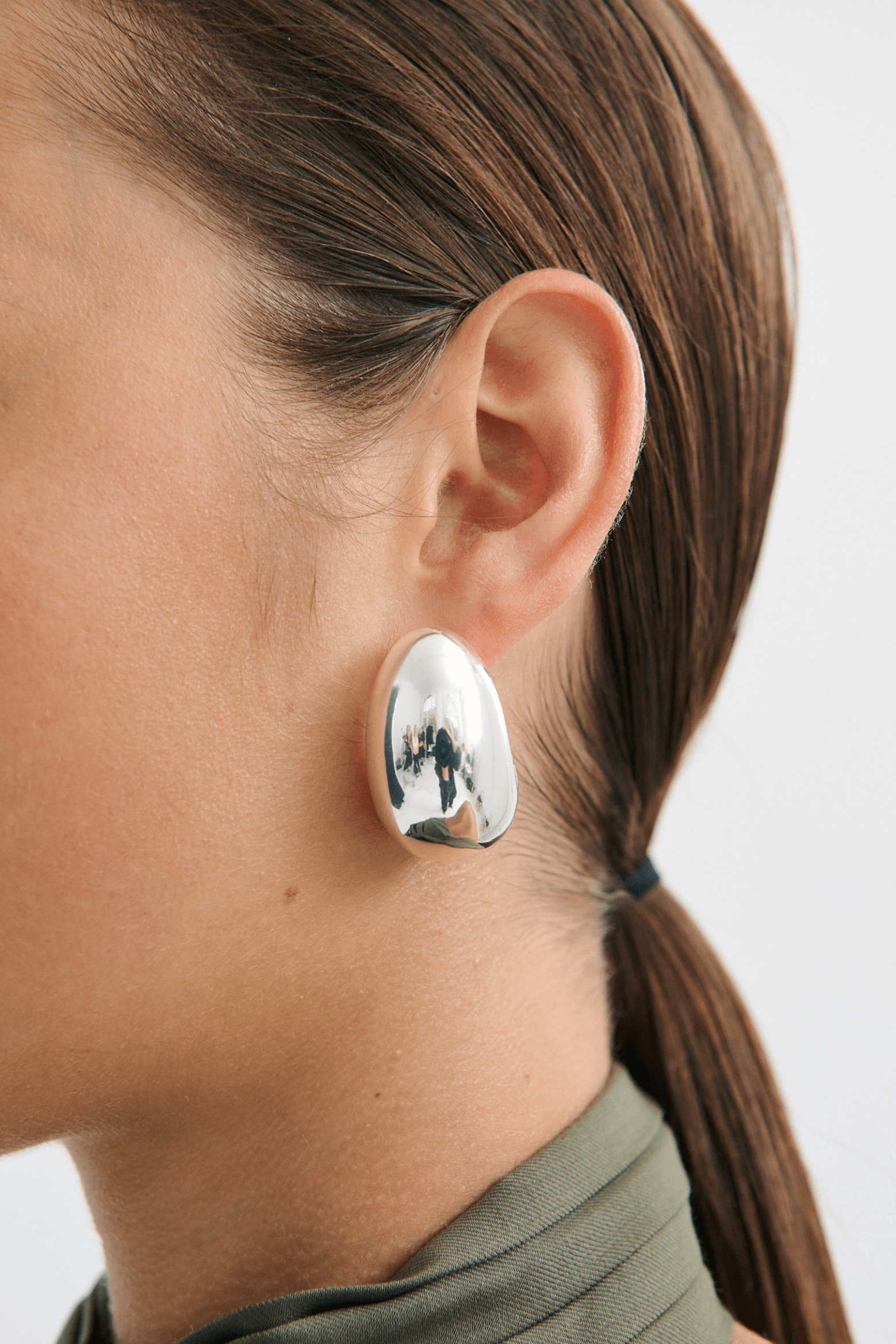 LUNAR EARRING