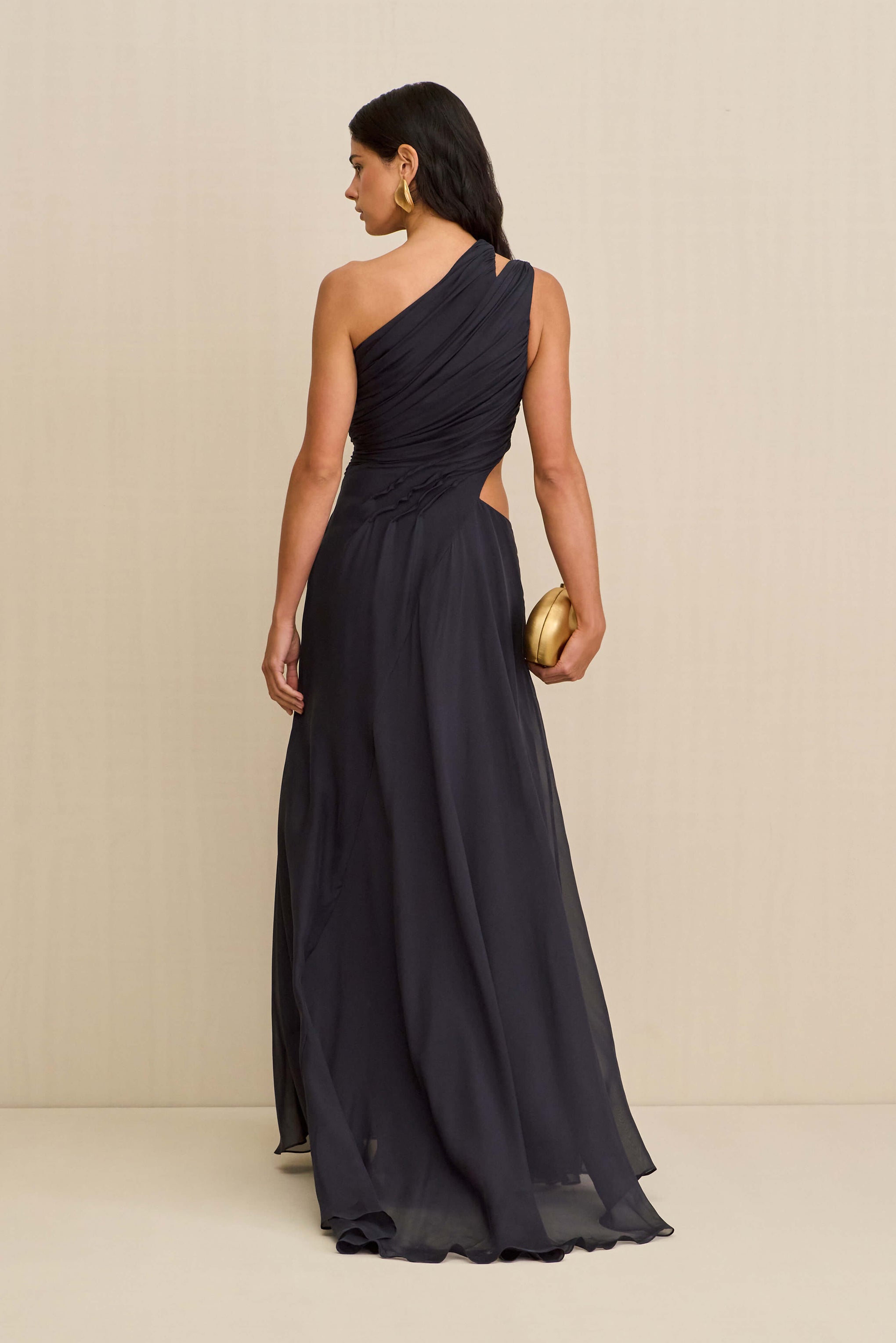 CULT GAIA ZAN GOWN IN NAVY | THE NEW TREND