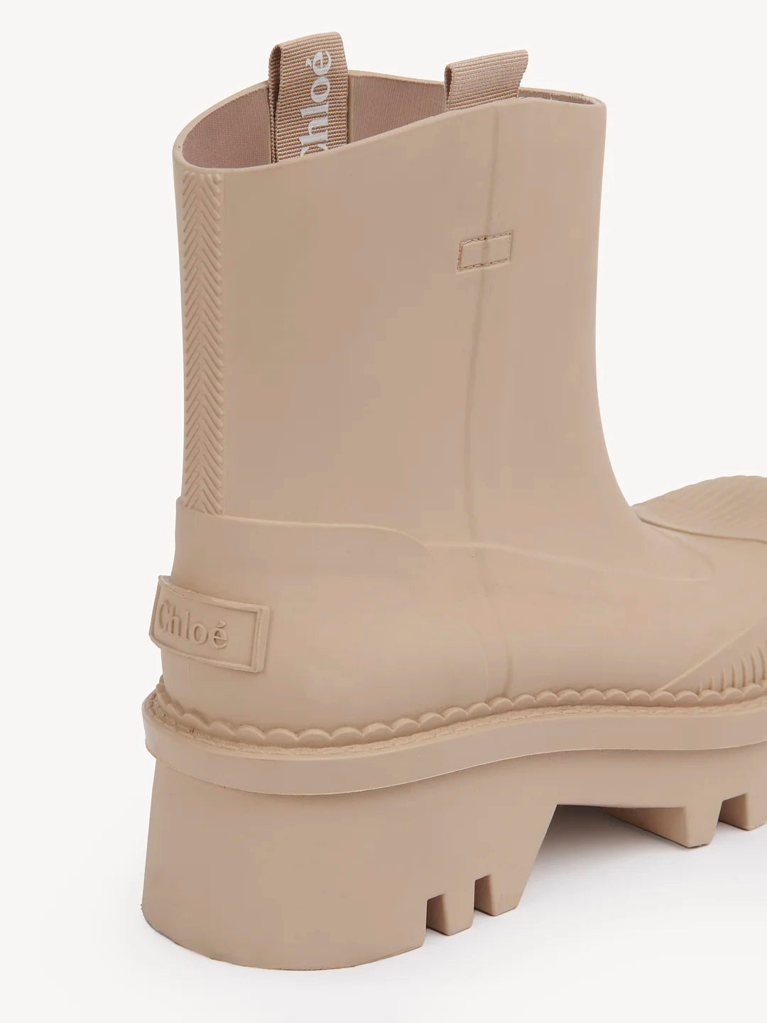 Chloe hotsell boots beige