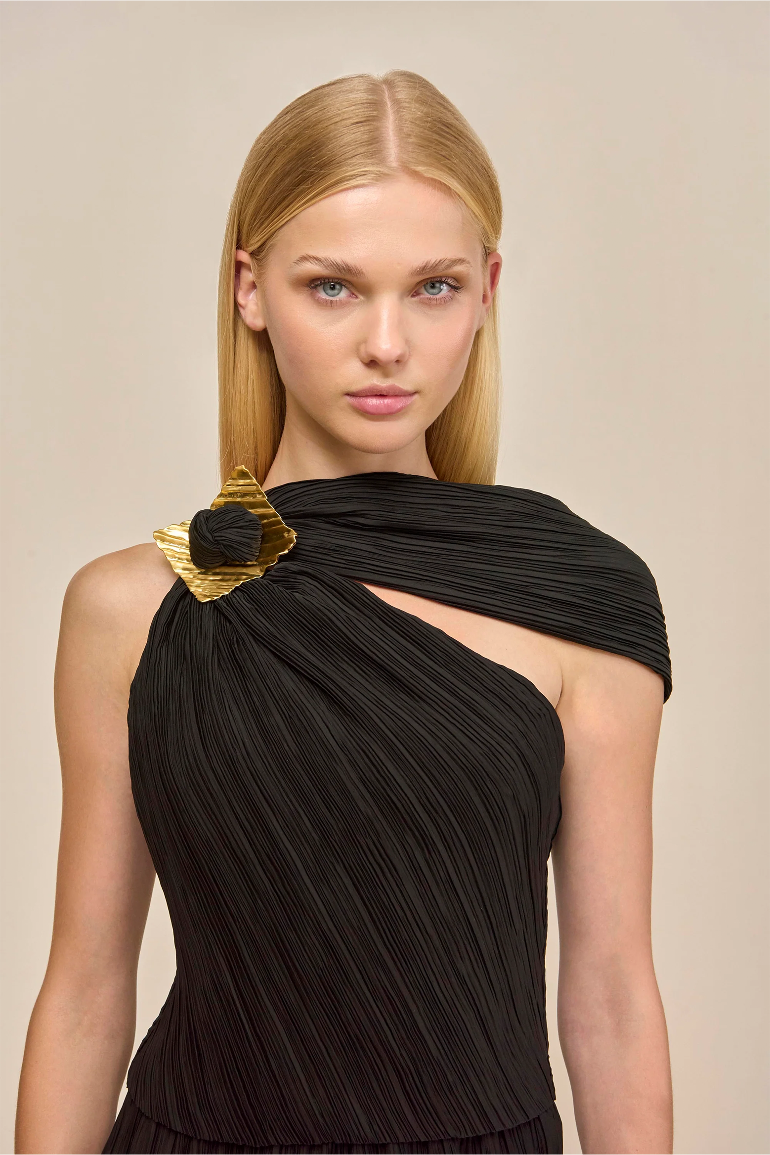 CULT GAIA MOIRA TOP IN BLACK | THE NEW TREND