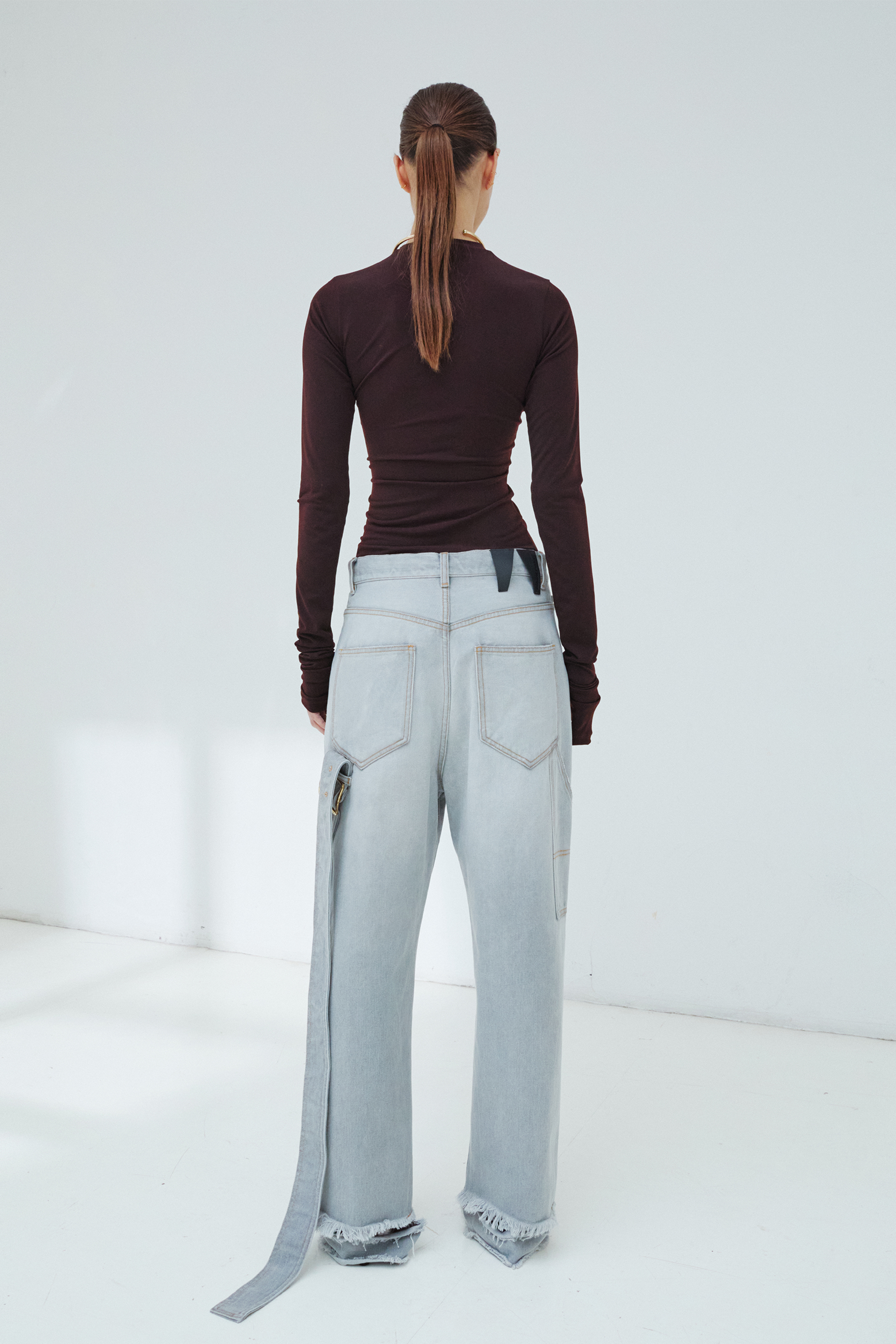 LISA - BELT ADORNED LOOSE FIT DENIM