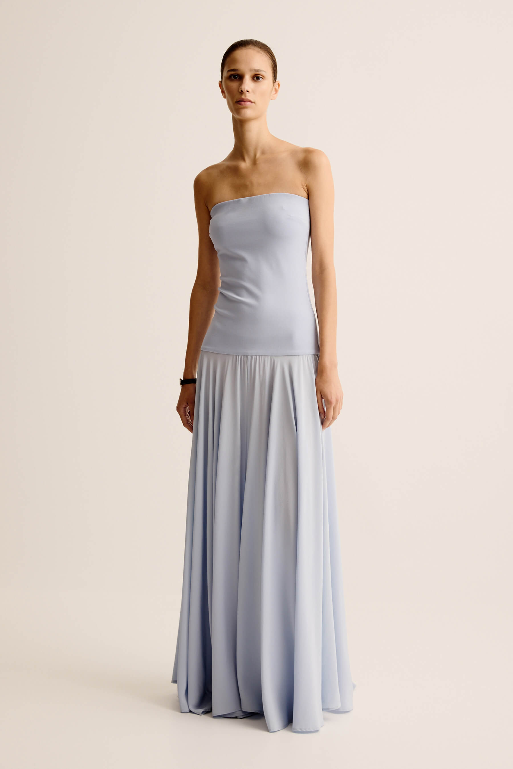 ESSE ILLI STRAPLESS DRESS | THE NEW TREND