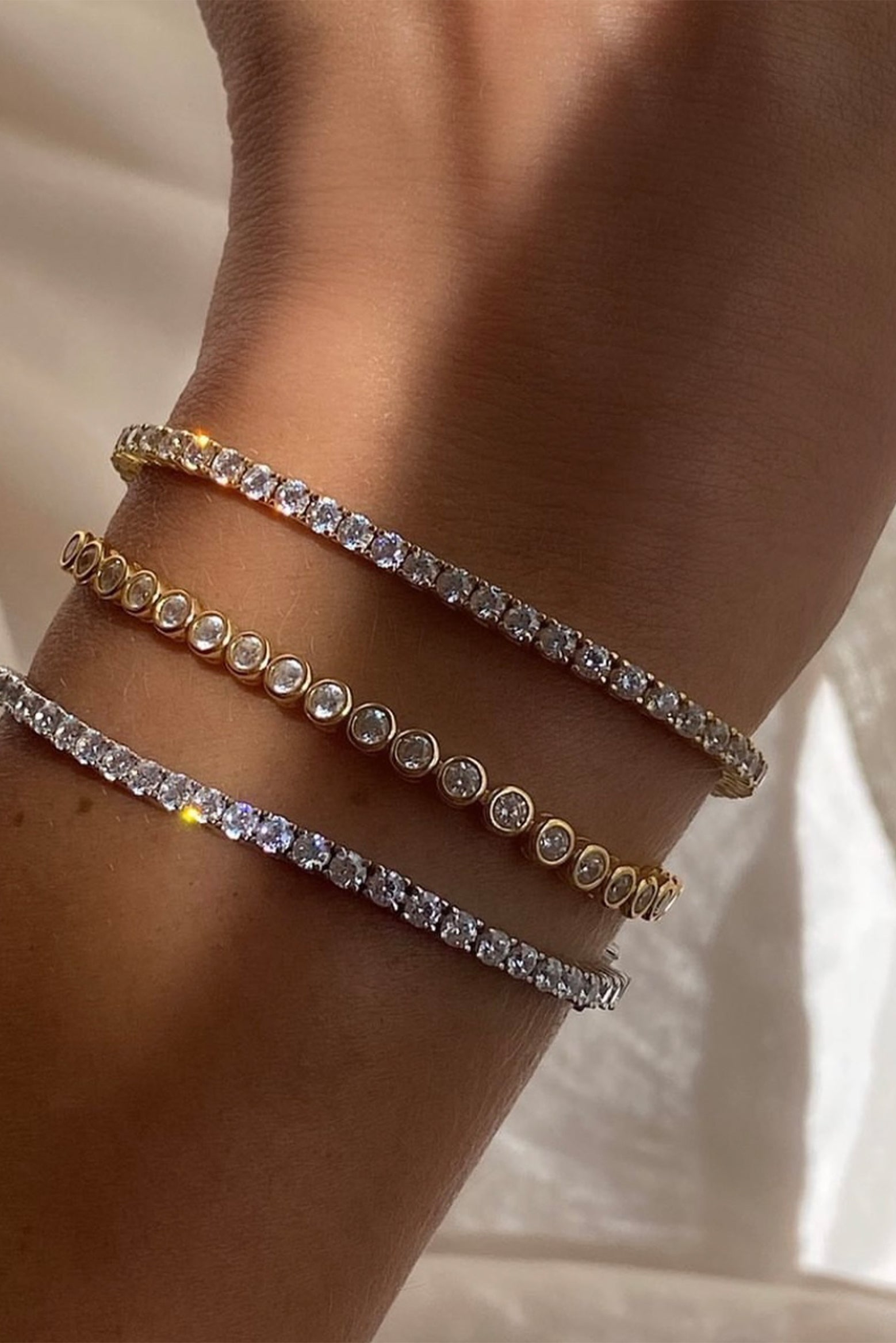 New 2023 Designer T Smiley Dainty Bracelets For Women Silver Luxury Trend  Fashion Jewelry Gift I825 From U6869, $17.86 | DHgate.Com
