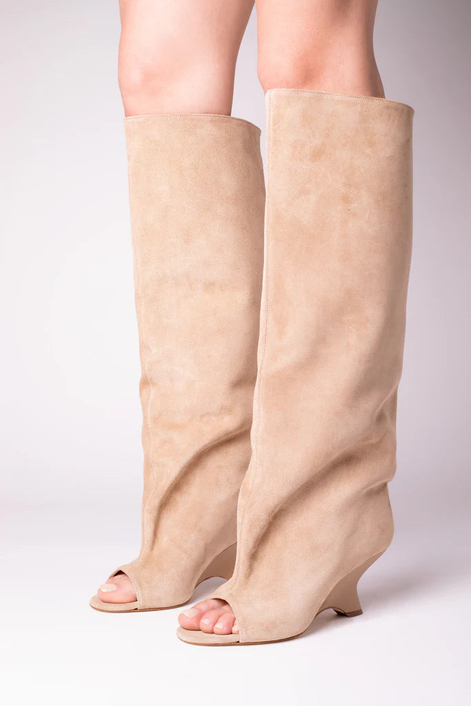 GIABORGHINI NINETTE BOOT IN SAND | THE NEW TREND