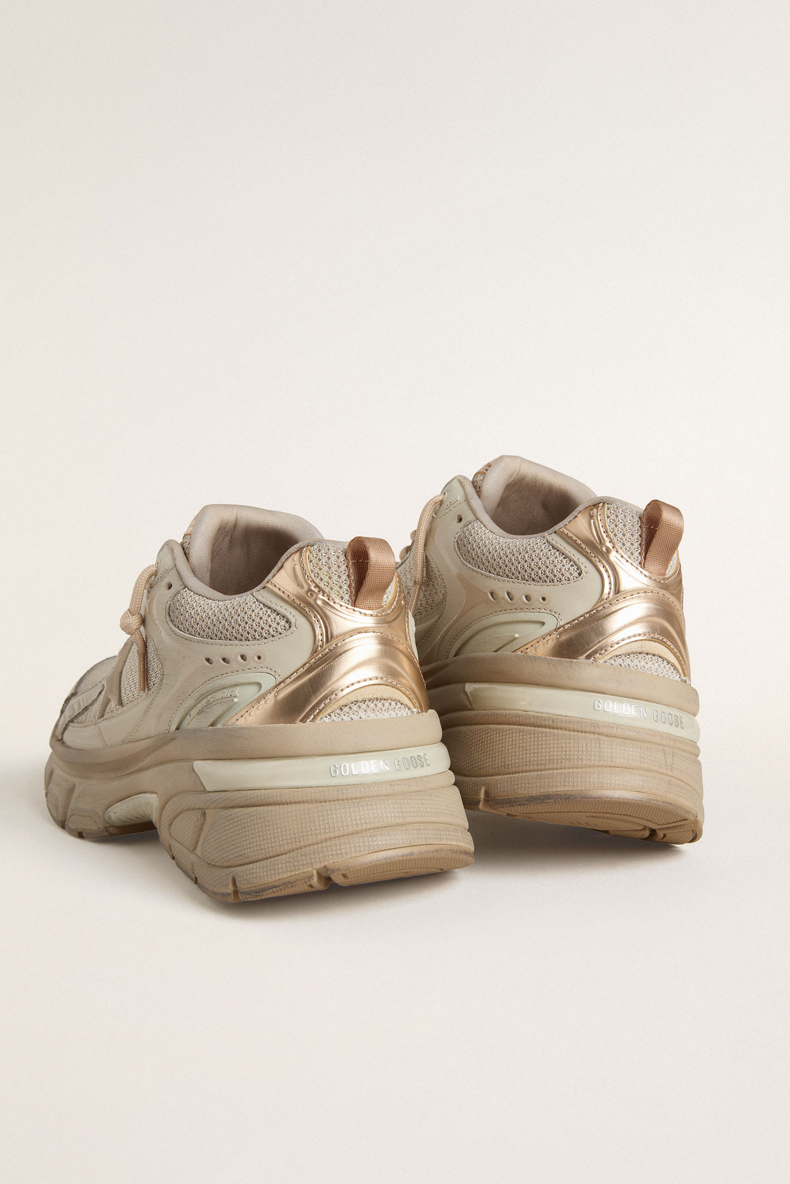 GOLDEN GOOSE LIGHTSTAR SNEAKER IN DOVE GRAY | THE NEW TREND