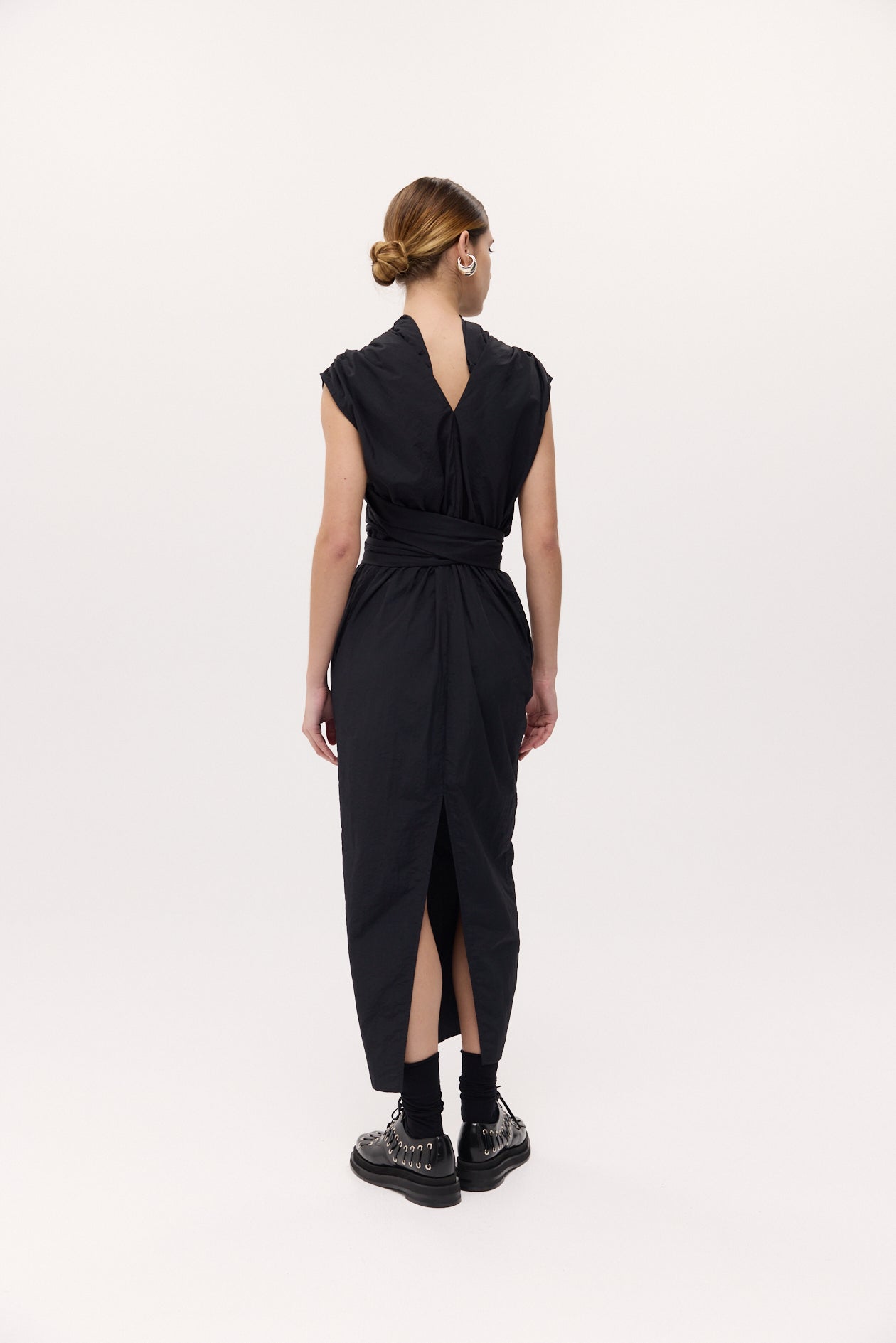 HARRIS TAPPER CAMBERLAIN DRESS IN BLACK | THE NEW TREND