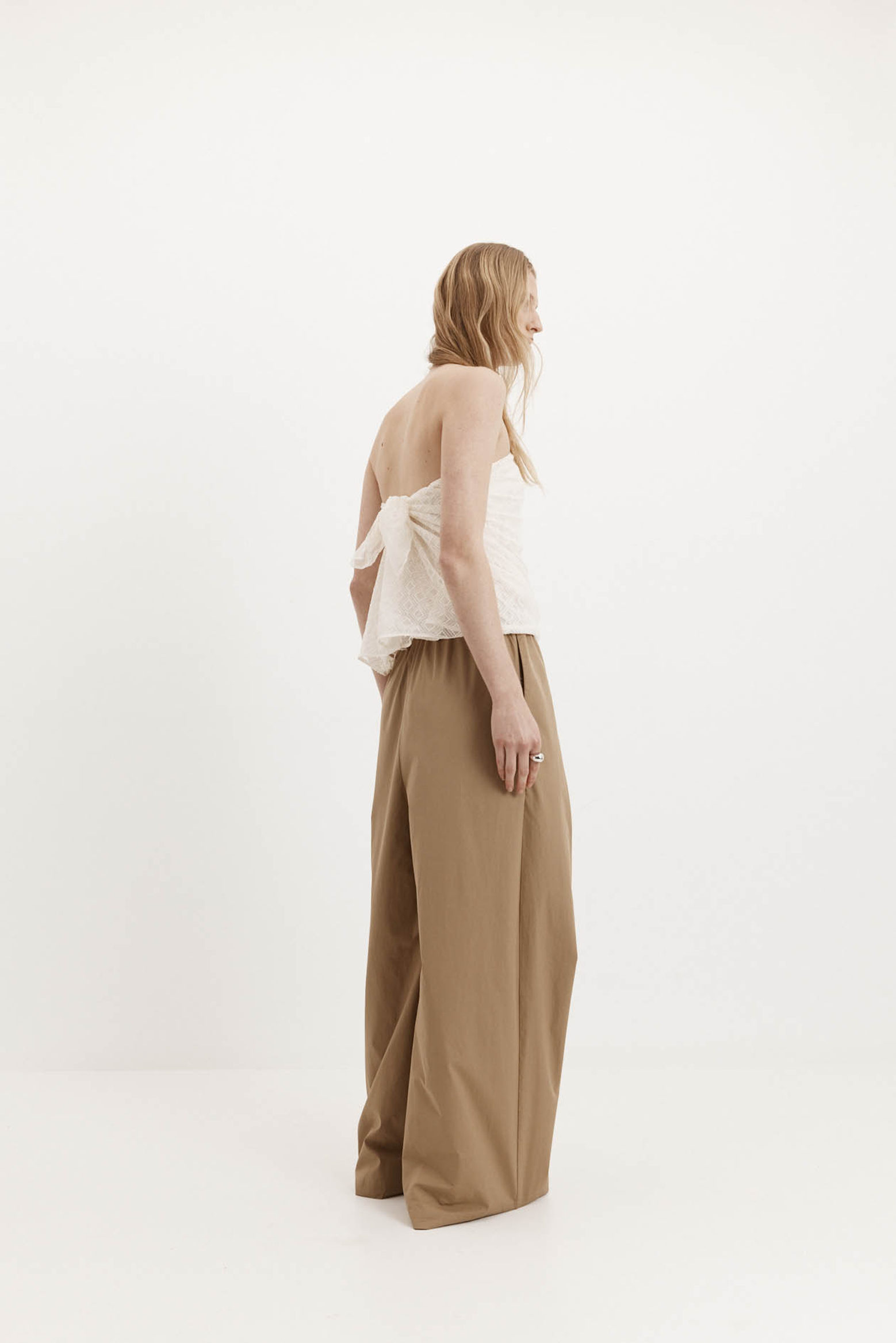 HARRIS TAPPER GIO TROUSER IN BROWN | THE NEW TREND