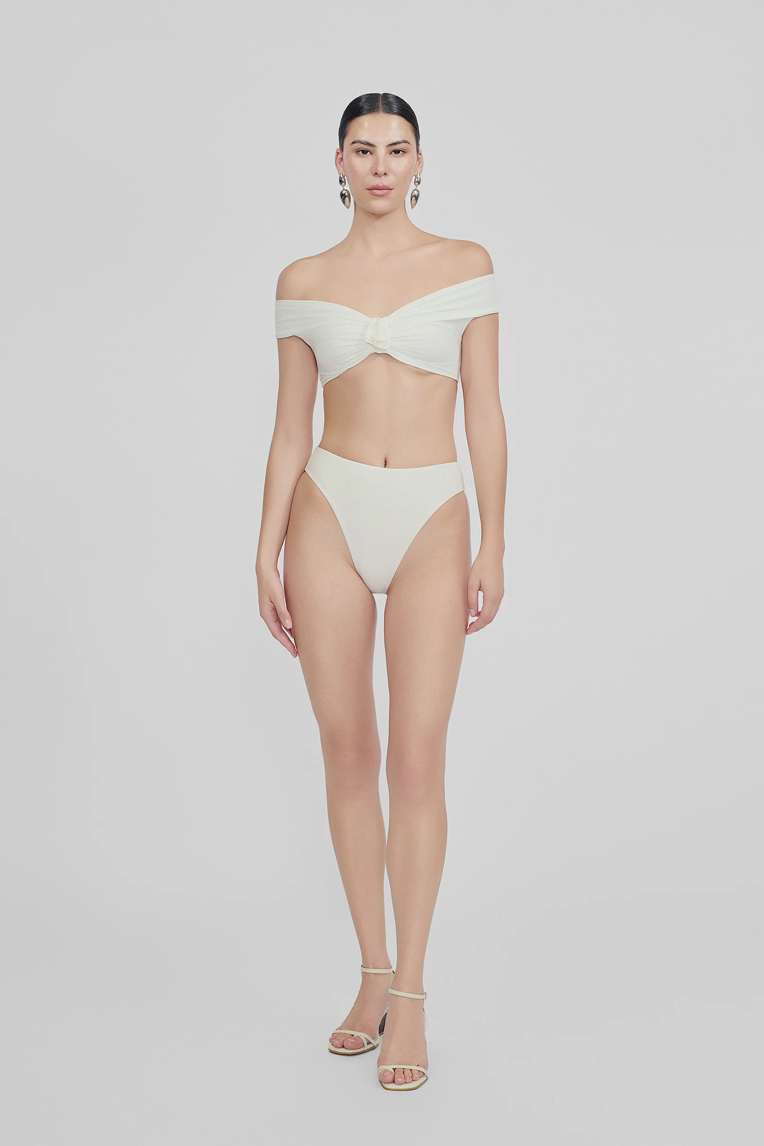 MAYGEL CORONEL SAUCO BIKINI | THE NEW TREND