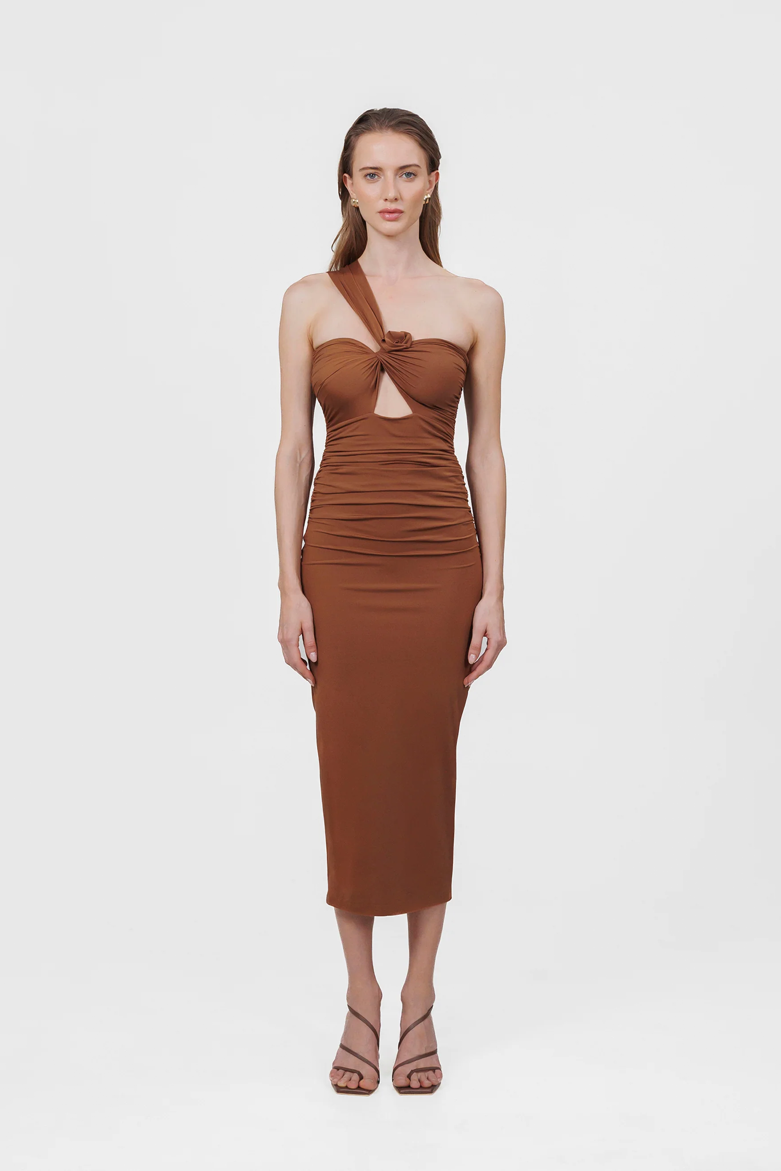 MAYGEL CORONEL ARCANO DRESS IN COCOA BROWN | THE NEW TREND