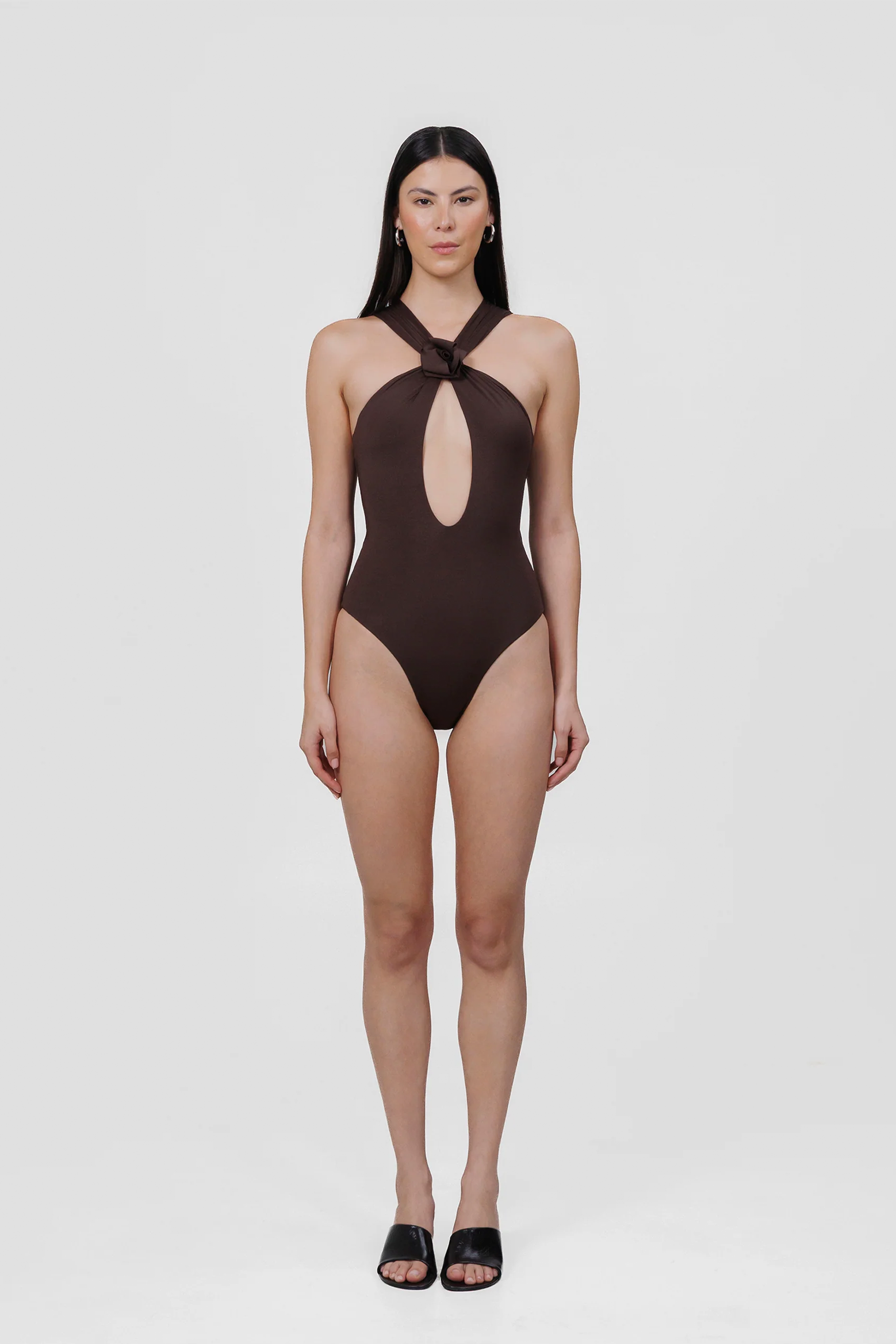 MAYGEL CORONEL SOLE ONE PIECE | THE NEW TREND