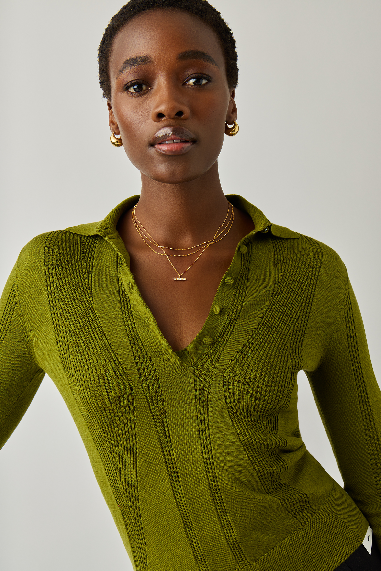 MISSOMA LUCY WILLIAMS T-BAR STONE PENDANT NECKLACE IN GOLD | THE NEW TREND