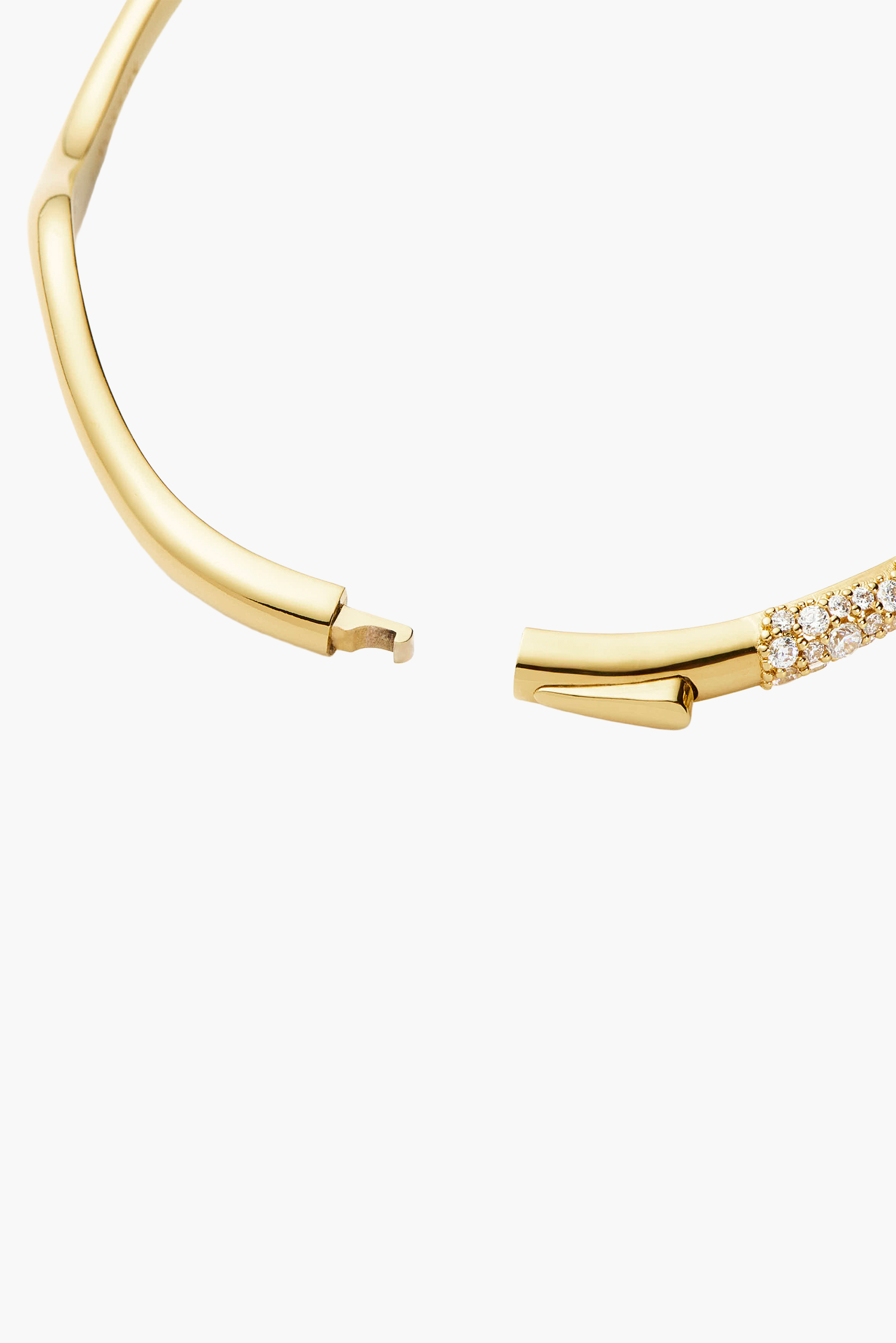 MISSOMA MOLTEN SNOW RIPPLE HINGED BANGLE | THE NEW TREND