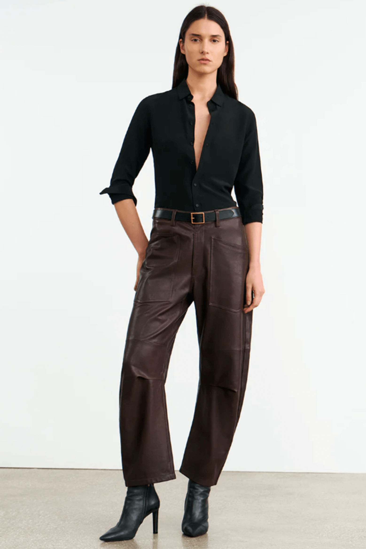 NILI LOTAN SHON LEATHER PANT IN DARK BROWN | THE NEW TREND