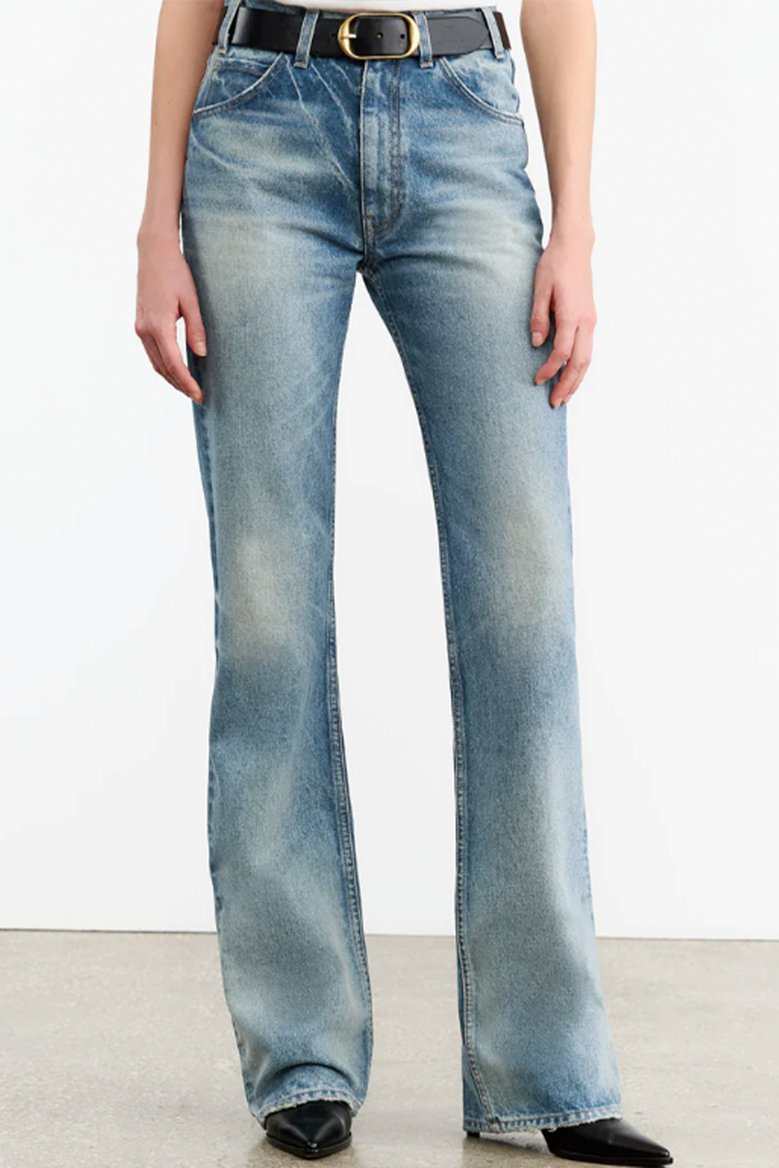 NILI LOTAN JOAN JEAN IN SUMMER WASH | THE NEW TREND