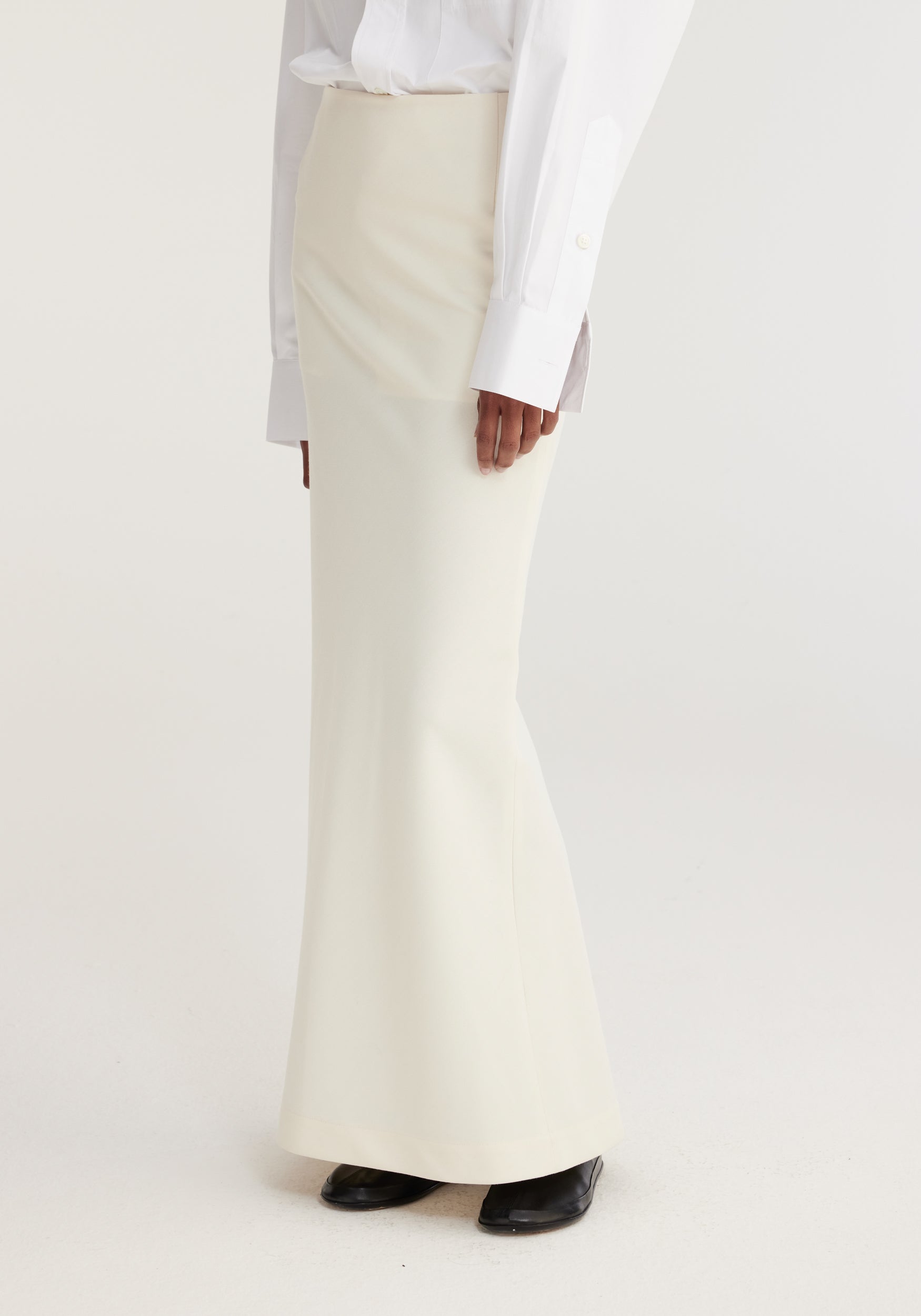 Long white hotsell wool skirt