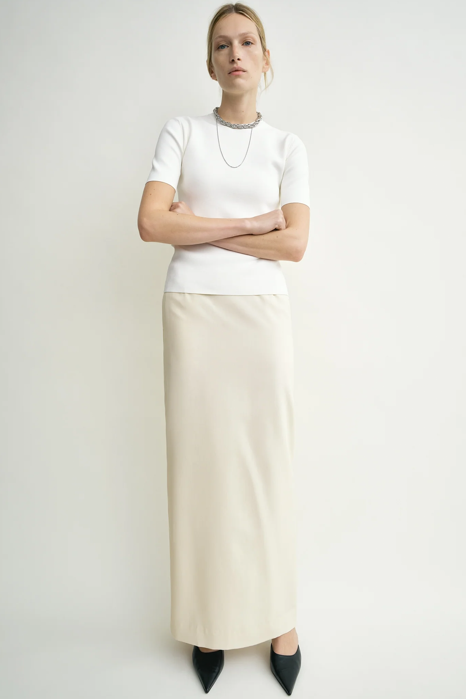TOTEME LIGHT WOOL SKIRT IN ECRU | THE NEW TREND