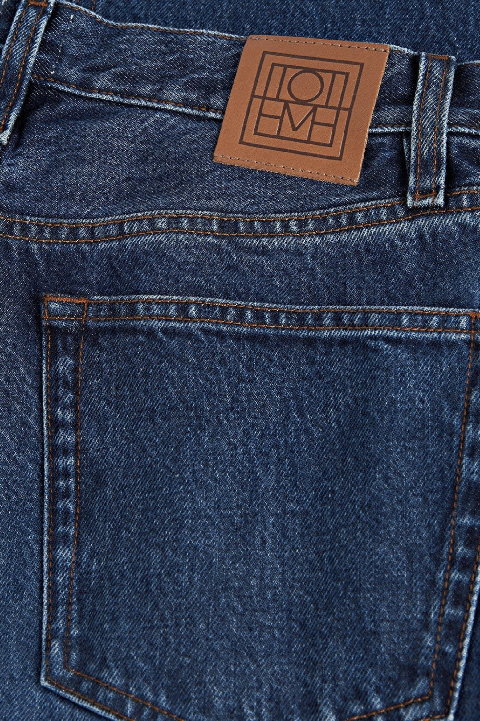 TOTEME CLASSIC CUT DENIM FULL LENGTH | THE NEW TREND