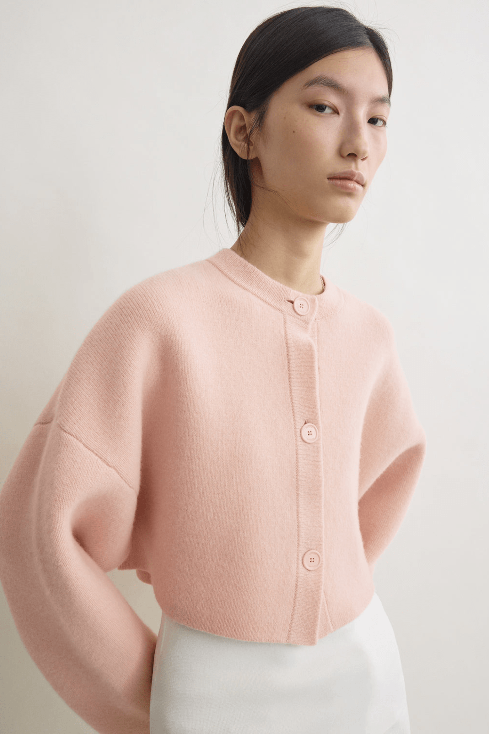 TOTEME CROPPED OVERSIZED CARDIGAN | THE NEW TREND