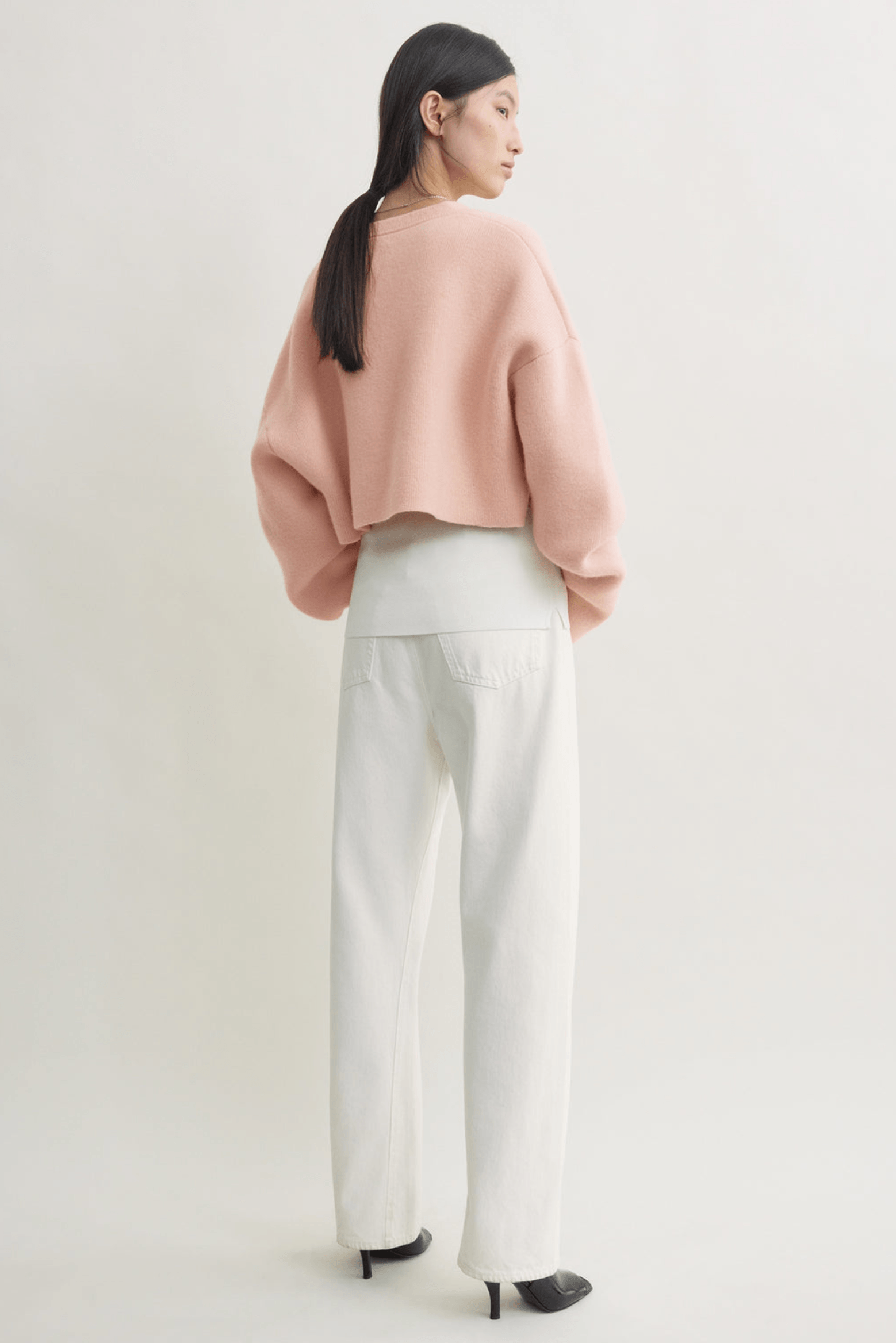 TOTEME CROPPED OVERSIZED CARDIGAN | THE NEW TREND