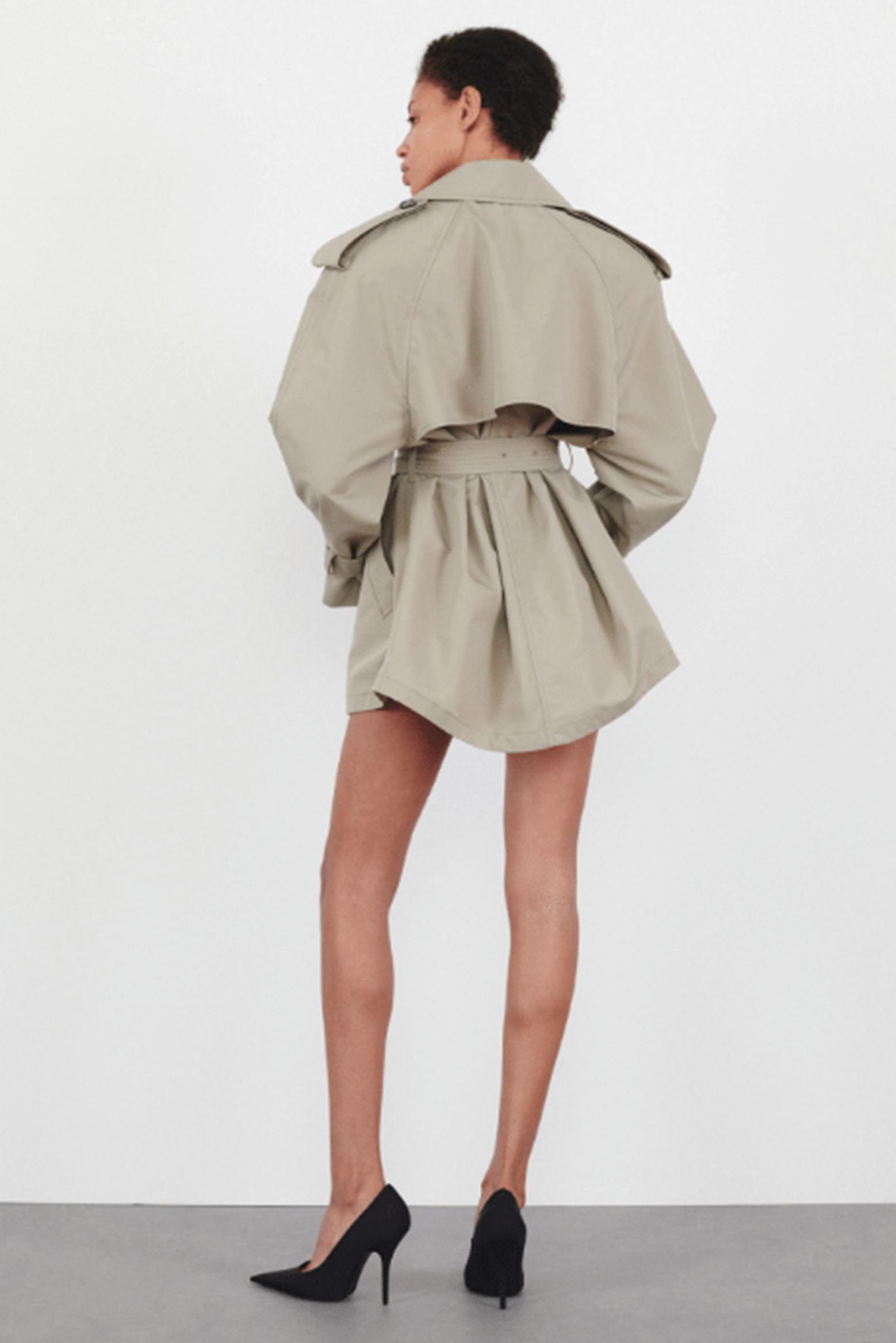 WARDROBE.NYC CLEAN TRENCH MINI | THE NEW TREND