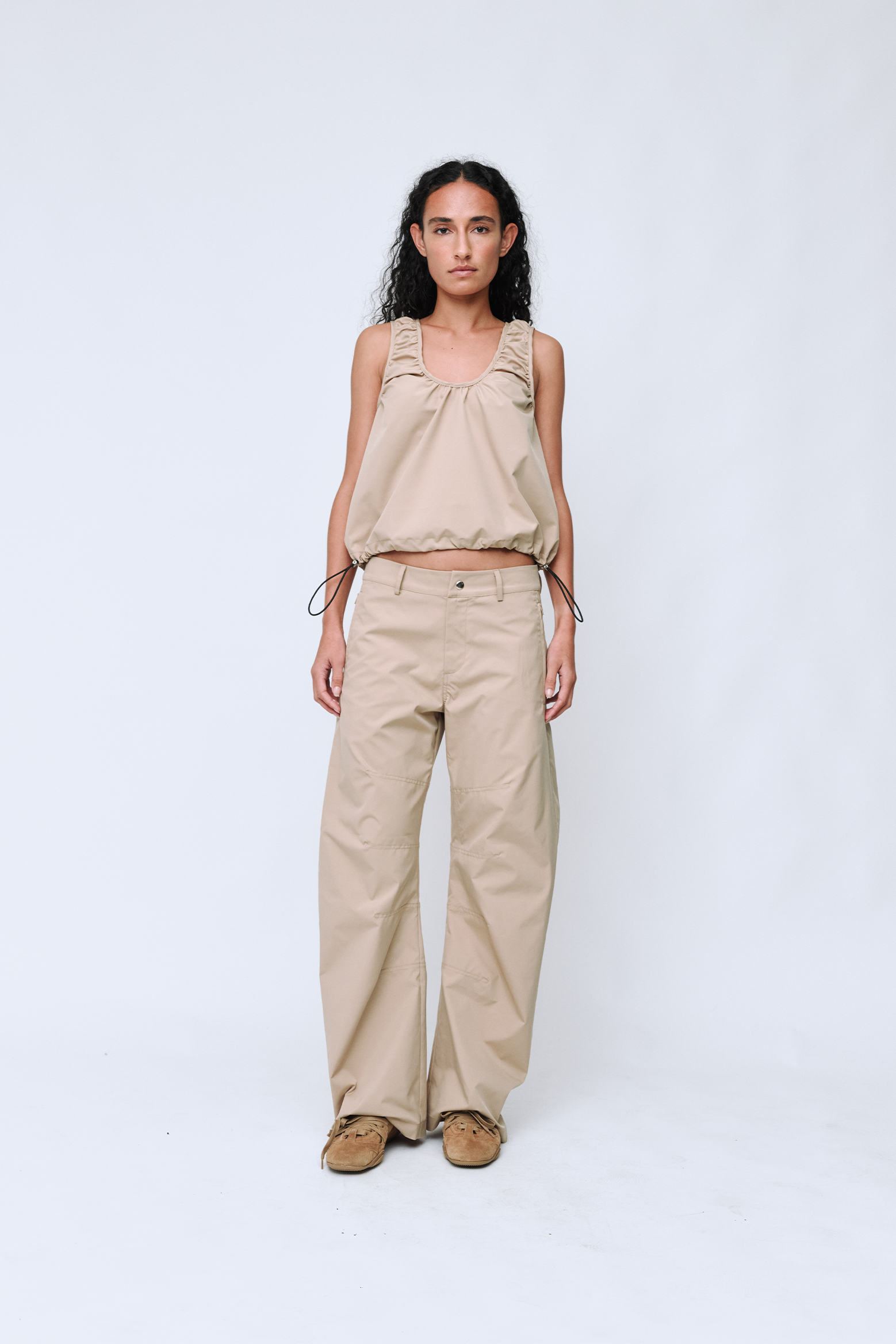 WYNN HAMLYN BUNGY TANK IN SAND | THE NEW TREND