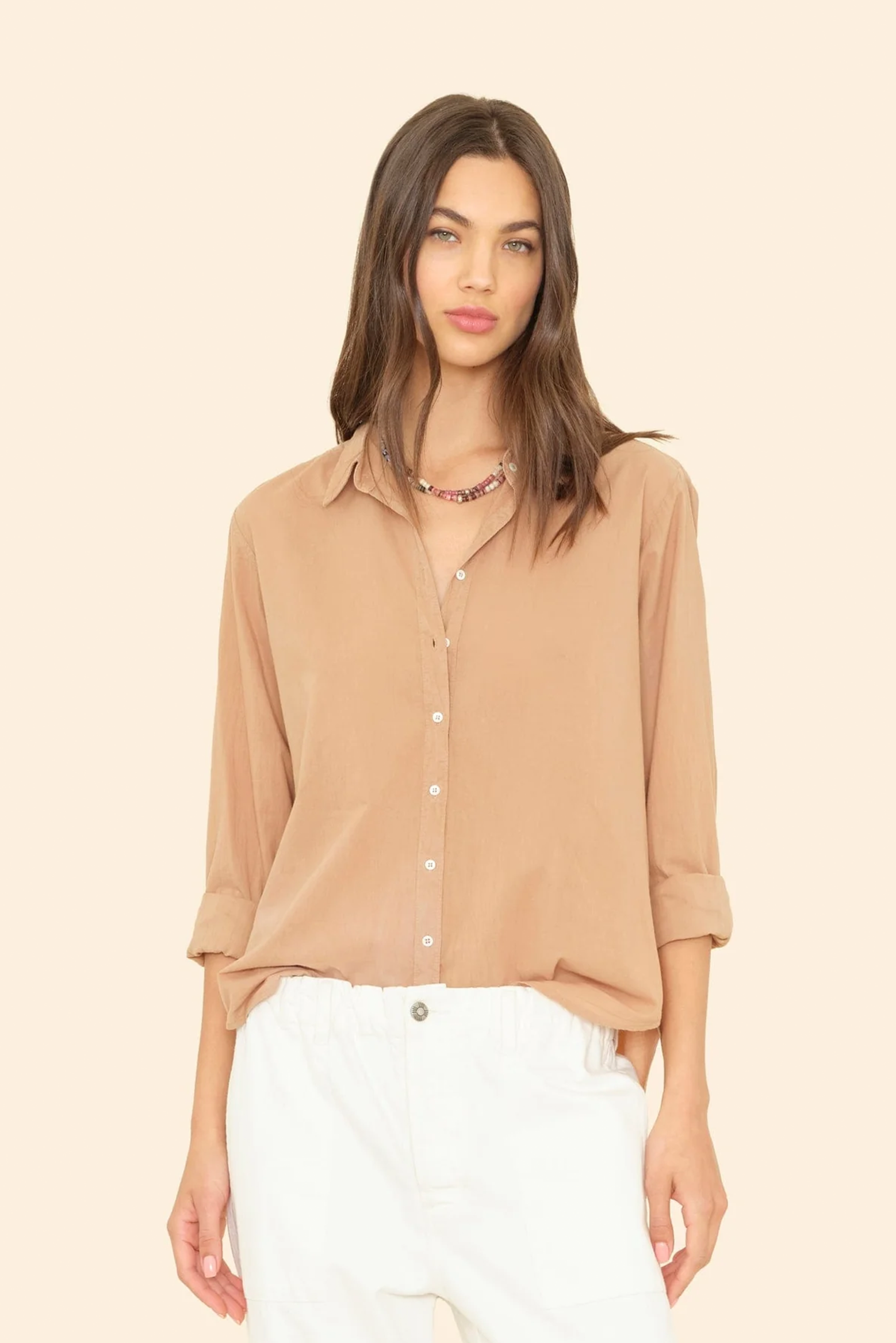 XIRENA BEAU SHIRT IN HAZELNUT | THE NEW TREND
