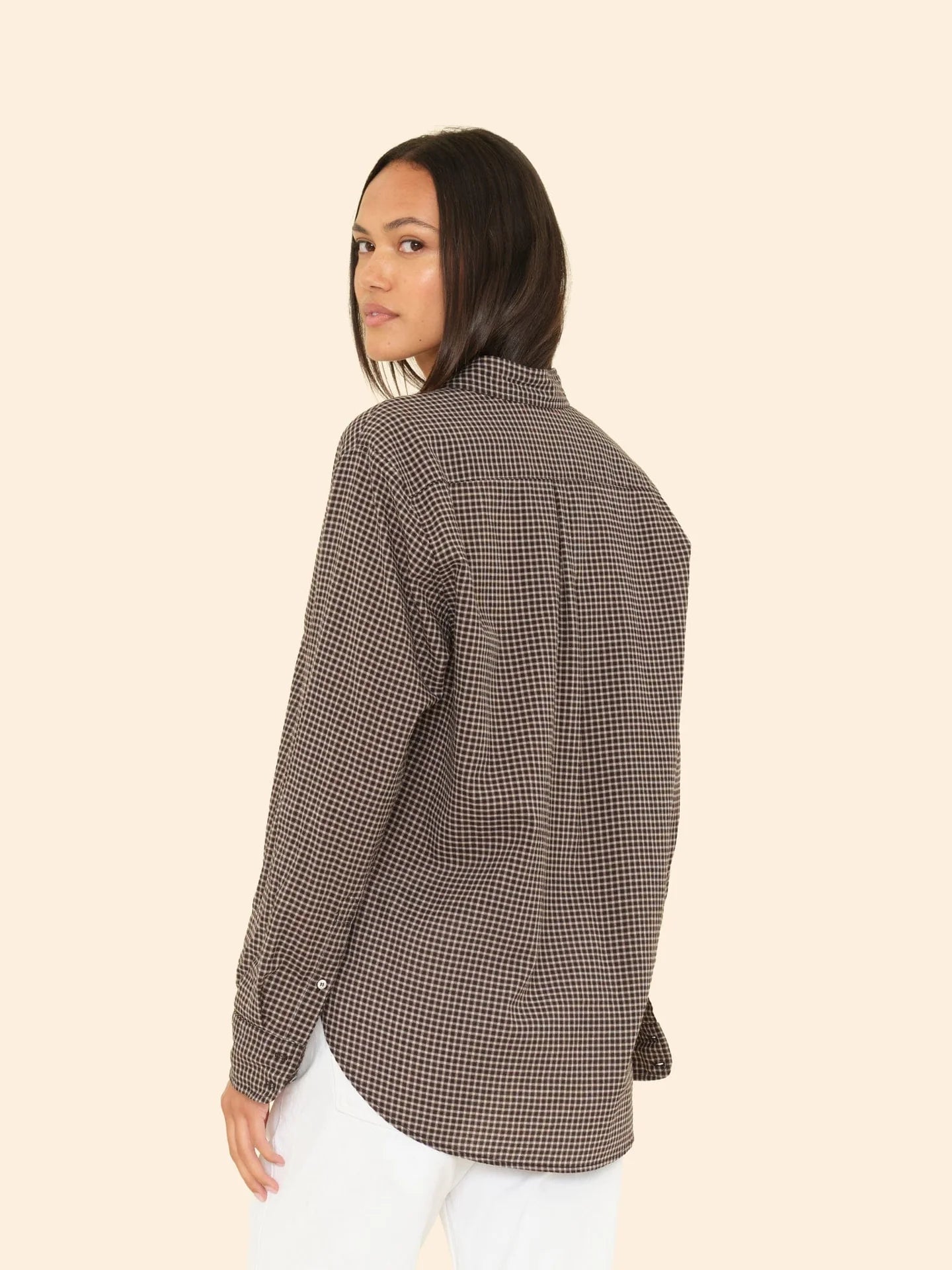 XIRENA BEAU SHIRT BLACK PEPPER | THE NEW TREND