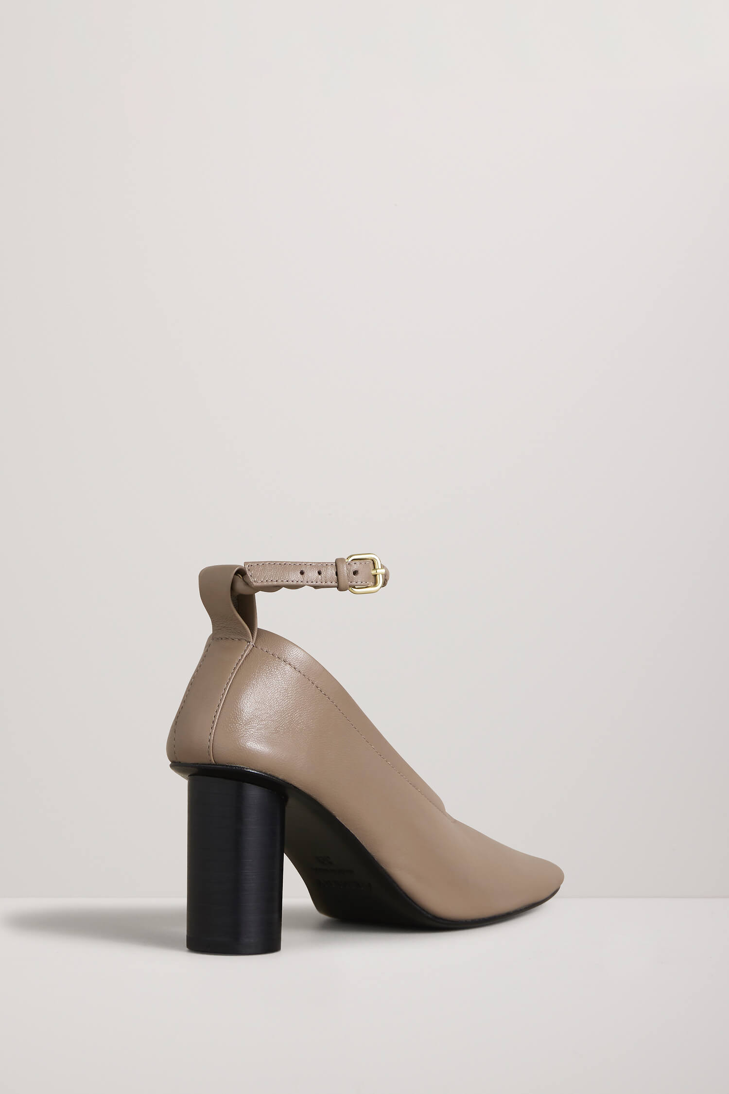A.EMERY AMOS HEEL | THE NEW TREND
