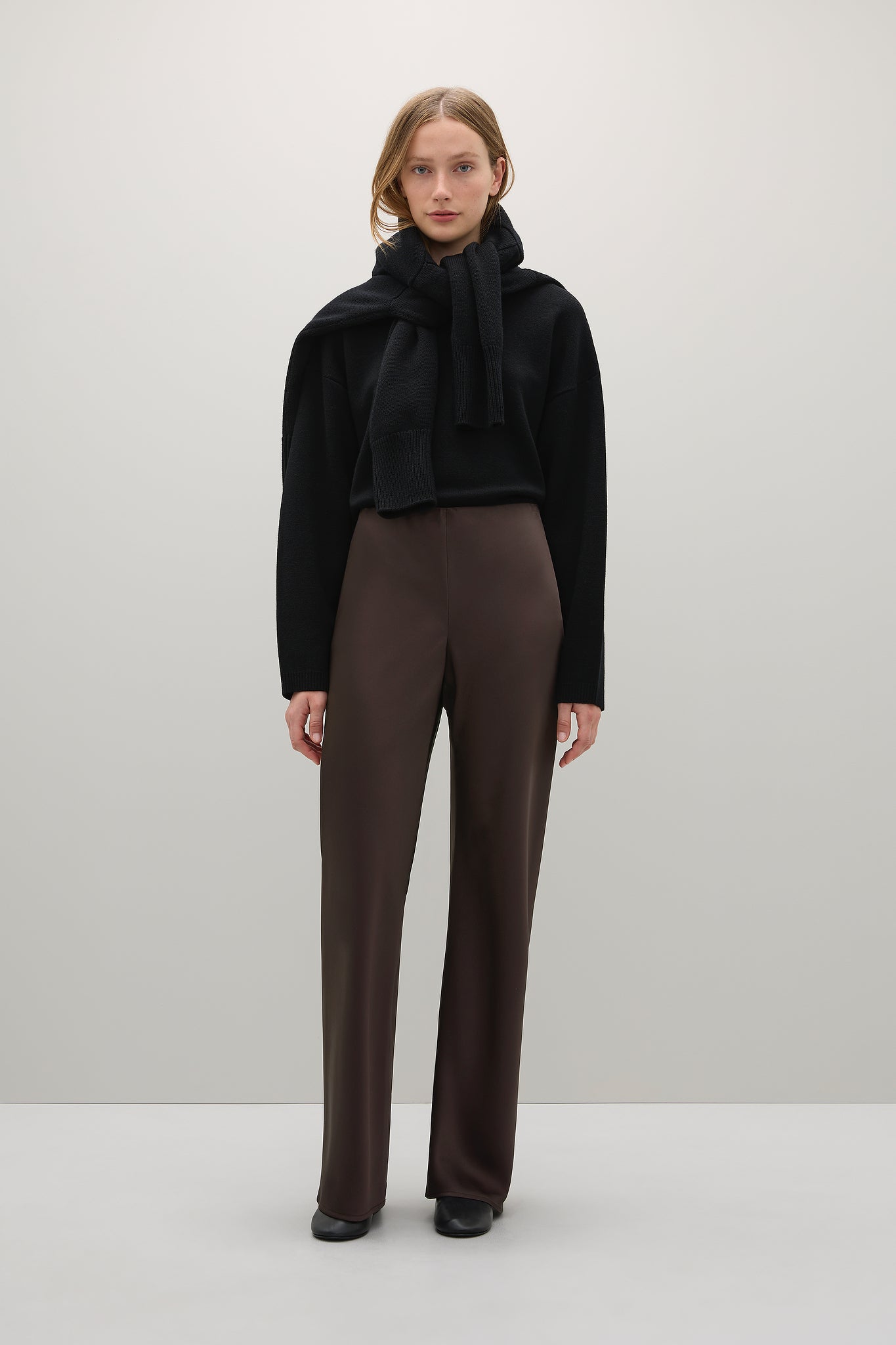 A.EMERY MYRNA PANT IN UMBER | THE NEW TREND